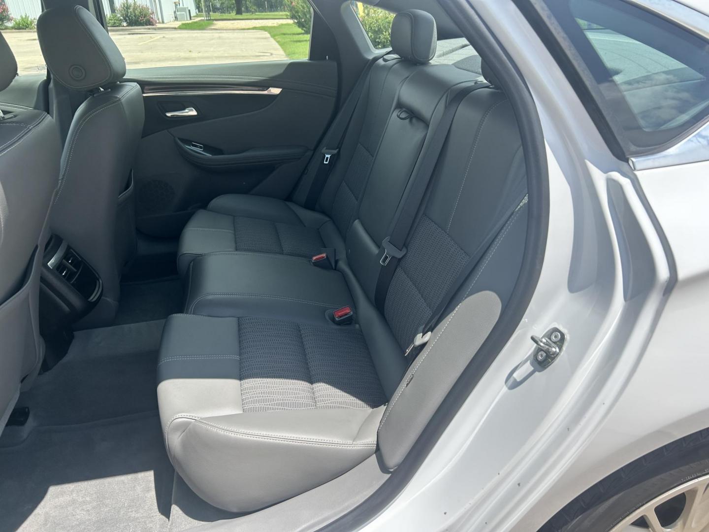 2016 White /Gray Chevrolet Impala CNG 3LT (2G1125SN9G9) with an 3.6L V6 DOHC 24V CNG engine, 6A transmission, located at 17760 Hwy 62, Morris, OK, 74445, (918) 733-4887, 35.609104, -95.877060 - 2016 CHEVY IMPALA HAS THE 3.6 V6 ENGINE AND IS FWD. THE IMPALA IS A BI-FUEL CAR THAT RUNS ON BOTH CNG (COMPRESSED NATUAL GAS) OR GASOLINE. THIS CAR FEATURES KEYLESS REMOTE START, KEYLESS REMOTE ENTRY, POWER LOCKS, POWER WINDOWS, POWER SEATS, POWER MIRRORS, AM/FM STEREO, CLOTH SEATS, DUAL CLIMATE CON - Photo#16