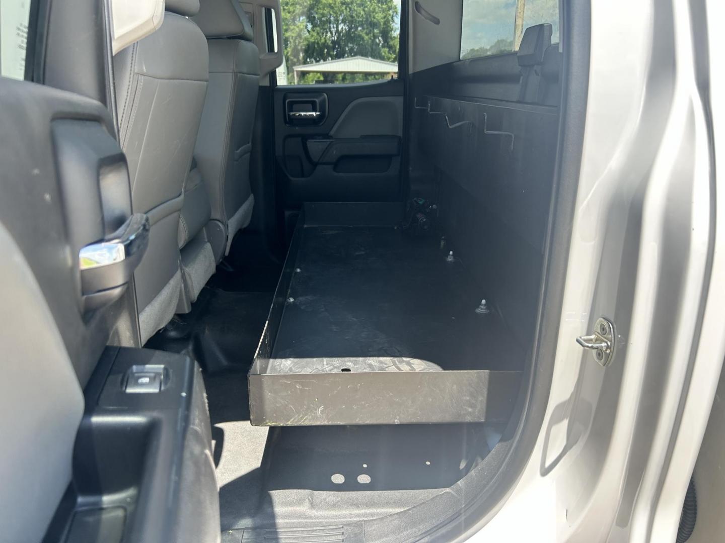 2017 WHITE /Gray Chevrolet Silverado 2500HD Work Truck Double Cab 2WD (1GC2CUEG1HZ) with an 6.0L V8 OHV 16V FFV engine, 6A transmission, located at 17760 Hwy 62, Morris, OK, 74445, (918) 733-4887, 35.609104, -95.877060 - 2017 CHEVY SILVERADO 2500 HD HAS THE 6.0L V8 AND IS 2WD. IT FEATURES POWER LOCKS, POWER WINDOWS, MANUAL SEATS, LEATHER INTERIOR, NO BACK SEAT REMOVED FOR WORK SHELVING, AM/FM RADIO, BACKUP CAMERA, TRACTION CONTOL, TRAILER BRAKES, TOOL BED, AND HITCH. IT RUNS ON CNG (COMPRESSED NATURAL GAS) A PREMIE - Photo#14