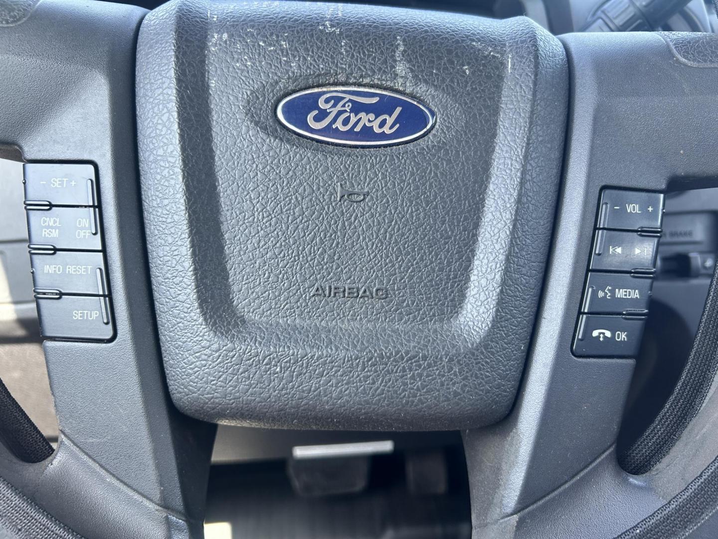2012 WHITE /Gray Ford F-150 XL (1FTVX1CF1CK) with an 5.0L V8 engine, 6-Speed Automatic transmission, located at 17760 Hwy 62, Morris, OK, 74445, (918) 733-4887, 35.609104, -95.877060 - 2012 FORD F-150 HAS THE 5.0L V8 AND IS 2WD. FEATURES POWER LOCKS, POWER WINDOWS, POWER MIRRORS, AM/FM STEREO, SIRIUS STEREO CD PLAYER, AUXILLARY PORT, CRUISE CONTROL, TRACTION CONTROL, MULTI-FUNCTION STEERING CONTROL, BED LINER, TOOL BOXES, TRAILER BRAKES AND TRAILER HITCH. A PREMIER ALTERNATIVE FUE - Photo#11