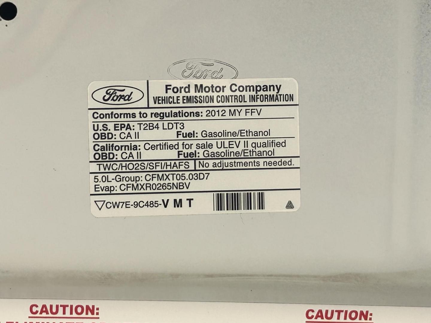2012 WHITE /Gray Ford F-150 XL (1FTVX1CF1CK) with an 5.0L V8 engine, 6-Speed Automatic transmission, located at 17760 Hwy 62, Morris, OK, 74445, (918) 733-4887, 35.609104, -95.877060 - 2012 FORD F-150 HAS THE 5.0L V8 AND IS 2WD. FEATURES POWER LOCKS, POWER WINDOWS, POWER MIRRORS, AM/FM STEREO, SIRIUS STEREO CD PLAYER, AUXILLARY PORT, CRUISE CONTROL, TRACTION CONTROL, MULTI-FUNCTION STEERING CONTROL, BED LINER, TOOL BOXES, TRAILER BRAKES AND TRAILER HITCH. A PREMIER ALTERNATIVE FUE - Photo#28