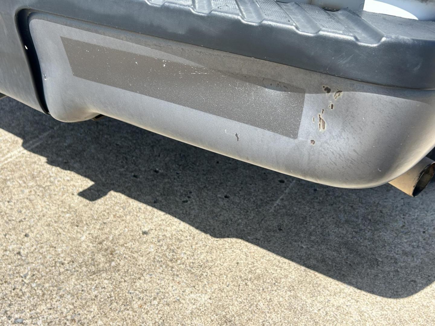 2012 WHITE /Gray Ford F-150 XL (1FTVX1CF1CK) with an 5.0L V8 engine, 6-Speed Automatic transmission, located at 17760 Hwy 62, Morris, OK, 74445, (918) 733-4887, 35.609104, -95.877060 - 2012 FORD F-150 HAS THE 5.0L V8 AND IS 2WD. FEATURES POWER LOCKS, POWER WINDOWS, POWER MIRRORS, AM/FM STEREO, SIRIUS STEREO CD PLAYER, AUXILLARY PORT, CRUISE CONTROL, TRACTION CONTROL, MULTI-FUNCTION STEERING CONTROL, BED LINER, TOOL BOXES, TRAILER BRAKES AND TRAILER HITCH. A PREMIER ALTERNATIVE FUE - Photo#35