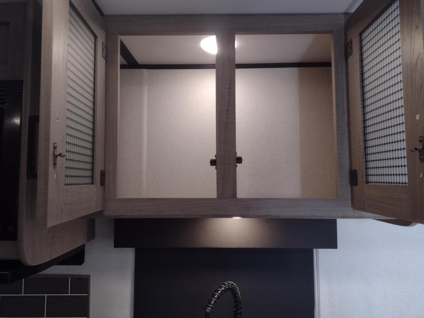 2020 WHITE /Gray Keystone HIDEOUT 262LHS 262LHS (4YDT26225L7) , located at 17760 Hwy 62, Morris, OK, 74445, 35.609104, -95.877060 - CHECK OUT THIS 2020 KEYSTONE HIDEOUT 262LHS 29FT OVERALL WITH 12FT POWER AWNING. IN THE FRONT OF THE CAMPER IS THE QUEEN SIZE BED WITH STORAGE UNDER THE BED, OVERHEAD SHELF, 2 WARDROBE CLOSETS, AND LAUNDRY CHUTE. IN THE LIVING AND KITCHEN AREA IS A VINYL SOFA THAT FOLDS DOWN FOR ADDITIONAL SLEEPING, - Photo#23