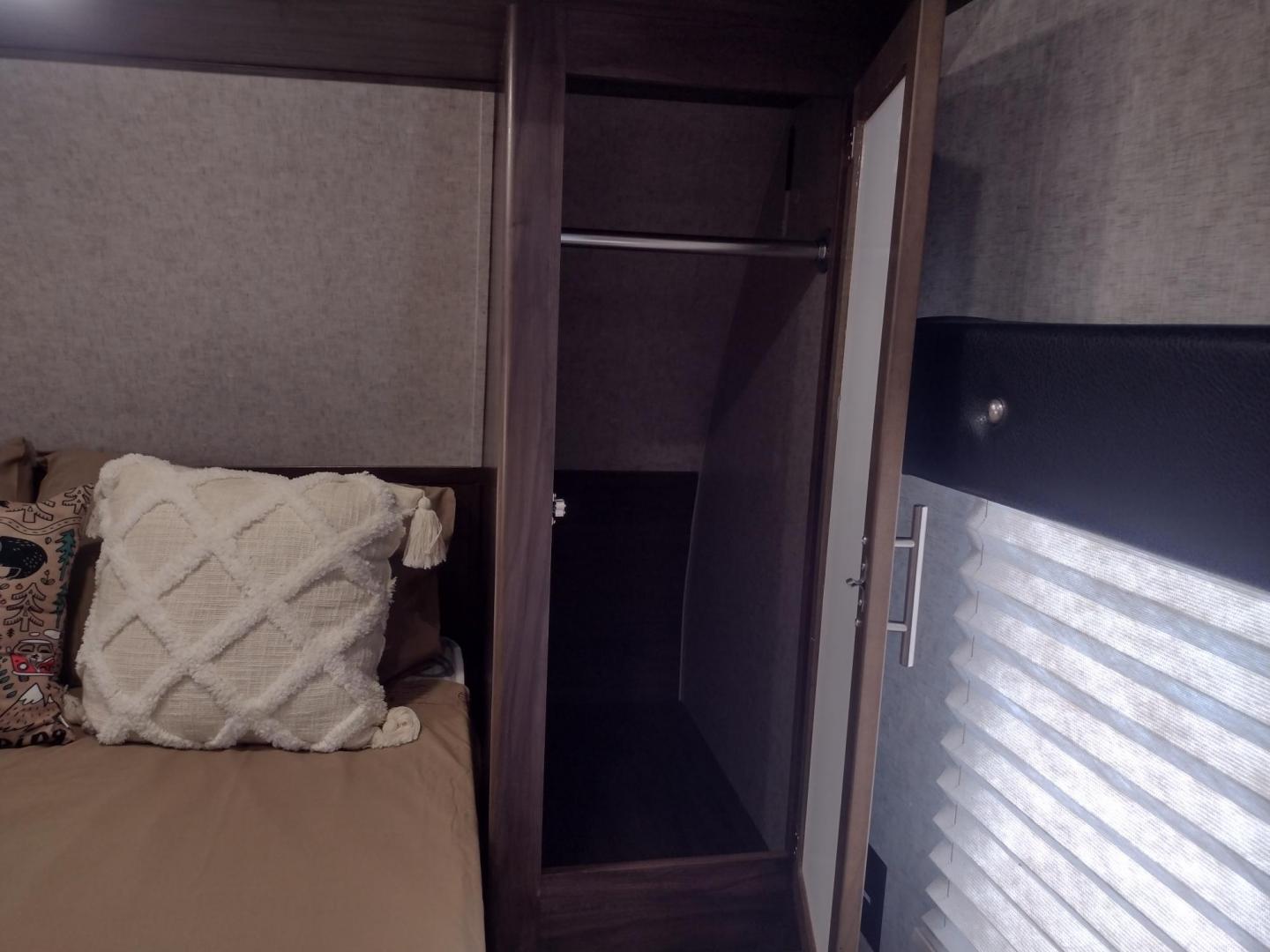 2018 Silver /Gray Forest River XLR Toy Hauler 31QB (5ZT2XLWB1J1) , located at 17760 Hwy 62, Morris, OK, 74445, 35.609104, -95.877060 - CHECK OUT THIS 2018 FOREST RIVER XLR BOOST 31QB 39FT OVERALL WITH 15FT POWER AWNING. IN THE FRONT IS THE BEDROOM WITH QUEEN SIZE BED, OVERHEAD CABINETS, 2 WARDROBE CLOSETS, AND STORAGE UNDER THE BED. CONNECTED TO THE BEDROOM IS A FULL BATH WITH VANITY SINK, MEDICINE CABINET, AND STANDING SHOWER. IN - Photo#18