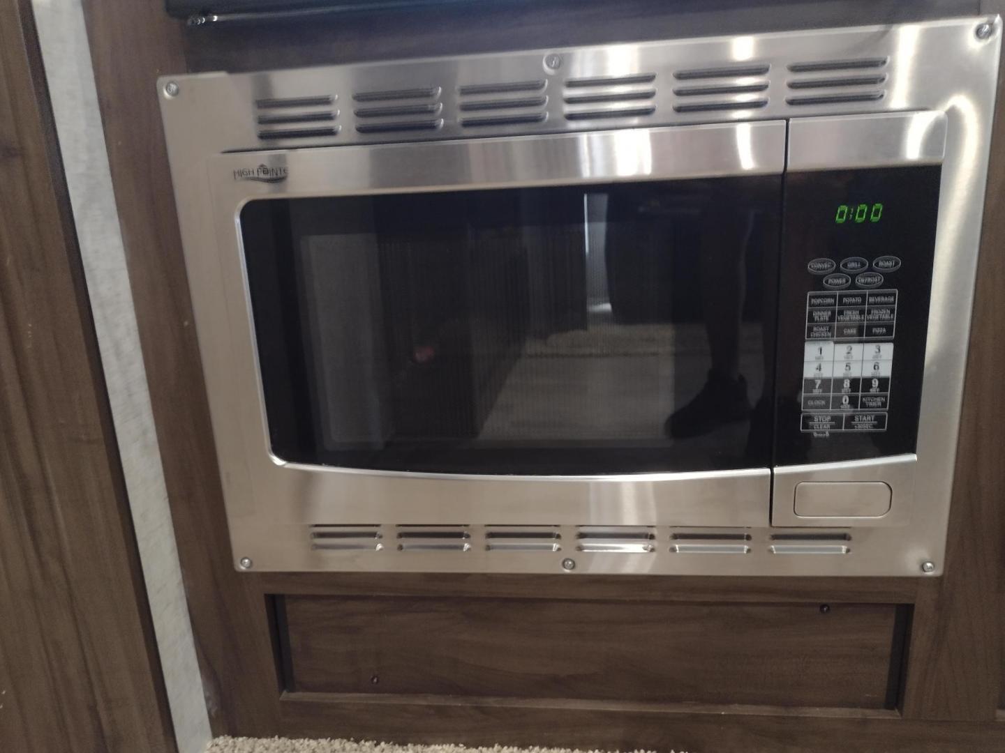 2018 Silver /Gray Forest River XLR Toy Hauler 31QB (5ZT2XLWB1J1) , located at 17760 Hwy 62, Morris, OK, 74445, 35.609104, -95.877060 - CHECK OUT THIS 2018 FOREST RIVER XLR BOOST 31QB 39FT OVERALL WITH 15FT POWER AWNING. IN THE FRONT IS THE BEDROOM WITH QUEEN SIZE BED, OVERHEAD CABINETS, 2 WARDROBE CLOSETS, AND STORAGE UNDER THE BED. CONNECTED TO THE BEDROOM IS A FULL BATH WITH VANITY SINK, MEDICINE CABINET, AND STANDING SHOWER. IN - Photo#27