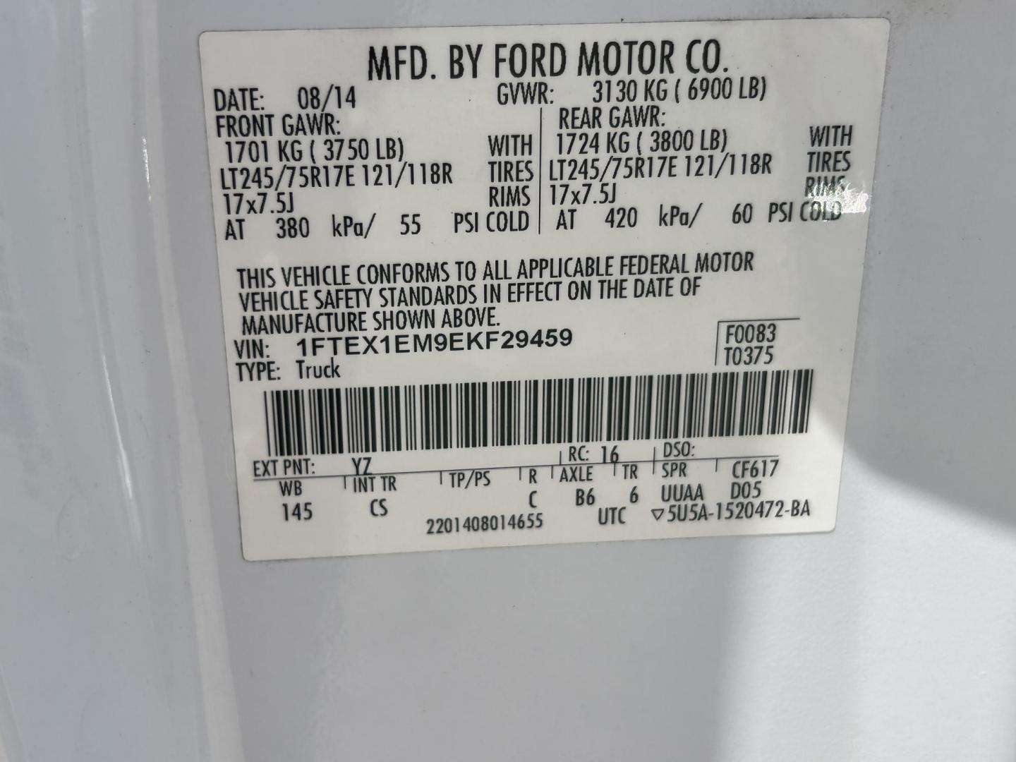 2014 WHITE /Gray Ford F-150 (1FTEX1EM9EK) with an 3.7L V6 DOHC 24V engine, 6-Speed Automatic transmission, located at 17760 Hwy 62, Morris, OK, 74445, (918) 733-4887, 35.609104, -95.877060 - 2014 FORD F-150 EXTENDED CAB. 4WD 3.7L V6 BI-FUEL SYSTEM RUNS ON CNG OR GASOLINE. FEATURES KEYLESS REMOTE ENTRY, POWER LOCKS, POWER WINDOWS, AM/FM STEREO, SIRIUS XM STEREO, CD PLAYER, AUXILLARY PORT, BACKUP CAMERA, CRUISE CONTROL, TRACTION CONTROL, MULTI-FUNCTIONING STEERING WHEEL CONTROLS, AND TRA - Photo#31