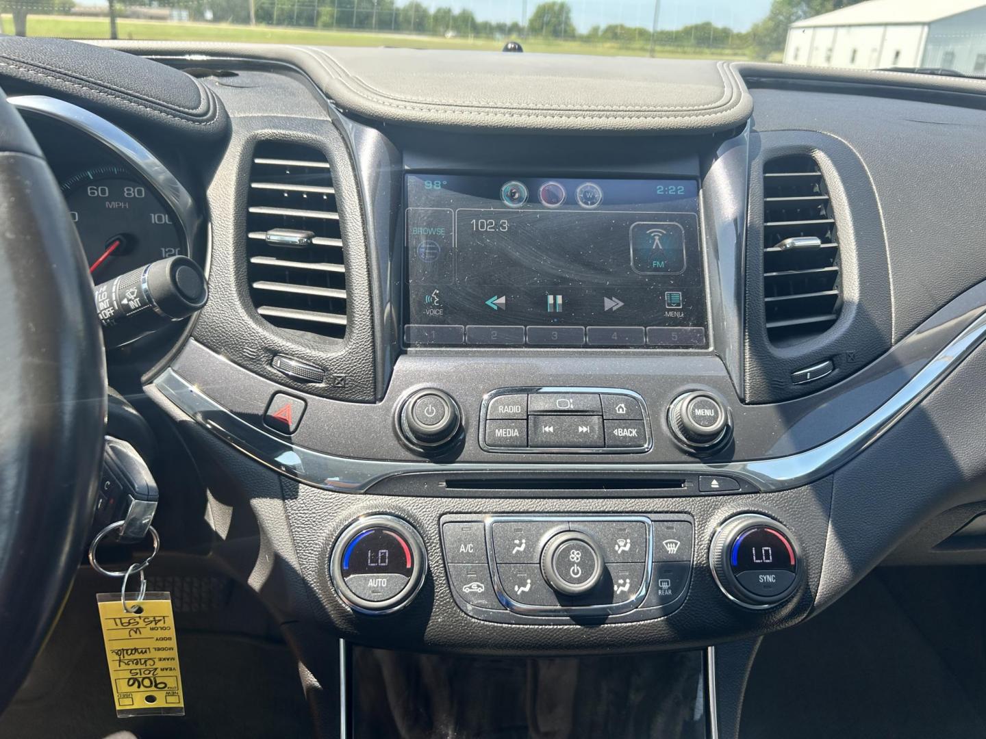 2015 WHITE /Gray Chevrolet Impala (2G1135SN5F9) with an 3.6L V6 DOHC 24V CNG engine, 6A transmission, located at 17760 Hwy 62, Morris, OK, 74445, (918) 733-4887, 35.609104, -95.877060 - 2015 CHEVY IMPALA HAS THE 3.6 V6 ENGINE AND IS FWD. THE IMPALA IS A BI-FUEL CAR THAT RUNS ON BOTH CNG (COMPRESSED NATUAL GAS) OR GASOLINE. THIS CAR FEATURES KEYLESS REMOTE START, KEYLESS REMOTE ENTRY, POWER LOCKS, POWER WINDOWS, POWER SEATS, POWER MIRRORS, AM/FM STEREO, CLOTH SEATS, BACK UP CAMERA, - Photo#12
