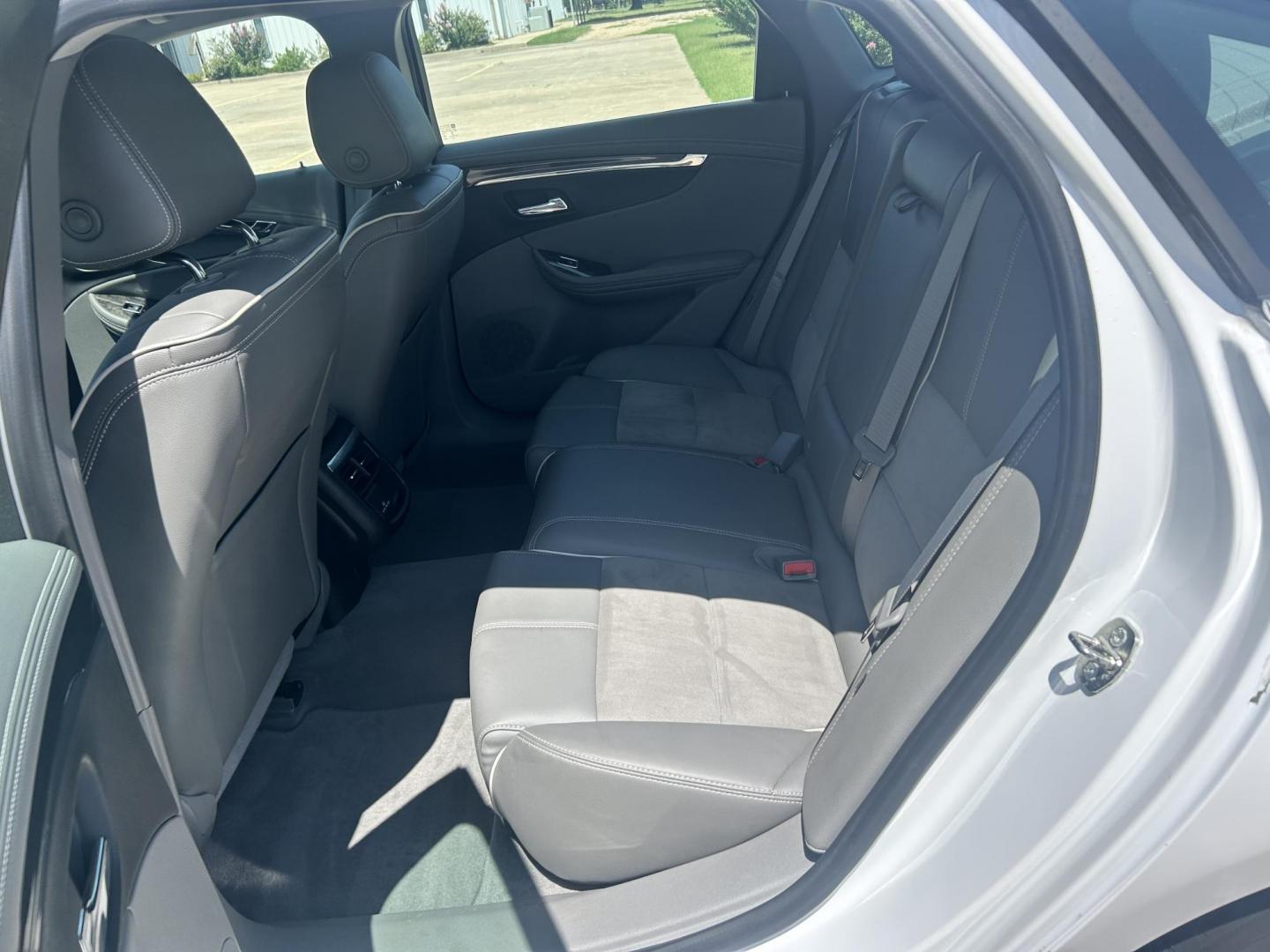 2015 WHITE /Gray Chevrolet Impala (2G1135SN5F9) with an 3.6L V6 DOHC 24V CNG engine, 6A transmission, located at 17760 Hwy 62, Morris, OK, 74445, (918) 733-4887, 35.609104, -95.877060 - 2015 CHEVY IMPALA HAS THE 3.6 V6 ENGINE AND IS FWD. THE IMPALA IS A BI-FUEL CAR THAT RUNS ON BOTH CNG (COMPRESSED NATUAL GAS) OR GASOLINE. THIS CAR FEATURES KEYLESS REMOTE START, KEYLESS REMOTE ENTRY, POWER LOCKS, POWER WINDOWS, POWER SEATS, POWER MIRRORS, AM/FM STEREO, CLOTH SEATS, BACK UP CAMERA, - Photo#16