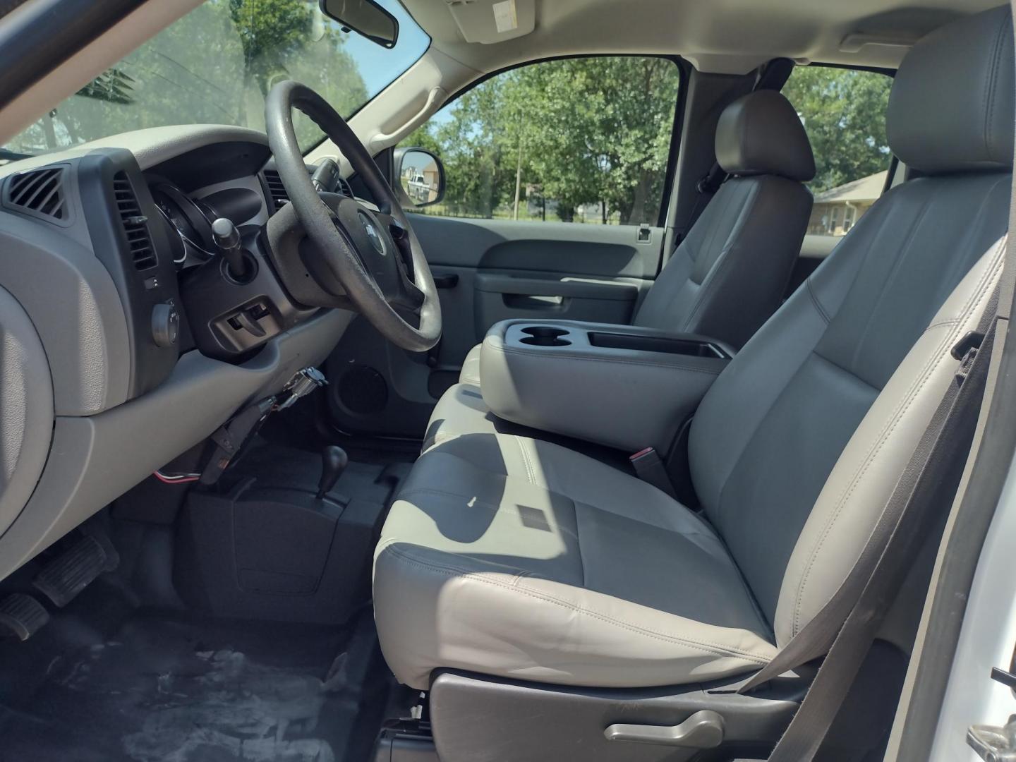 2013 WHITE /Gray Chevrolet Silverado 2500HD Work Truck Ext. Cab 4WD (1GC2KVCB1DZ) with an 6.0L V8 OHV 16V CNG engine, 6-Speed Automatic transmission, located at 17760 Hwy 62, Morris, OK, 74445, (918) 733-4887, 35.609104, -95.877060 - 2013 CHEVY SILVERADO 4WD WITH THE 6.0L V8 ENGINE. THIS TRUCK FEATURES MANUAL WINDOWS, MANUAL LOCKS, MANUAL MIRRORS, MANUAL SEATS, LEATHER INTERIOR, CRUSIE CONTROL, TRACTION CONTROL, AND AM/FM RADIO. CAMPER SHELL WITH SHELVES AND CARGO SLIDER, DIMENSIONS INVERTER AND TRAILER HITCH. ONLY 184,332 MILE - Photo#8
