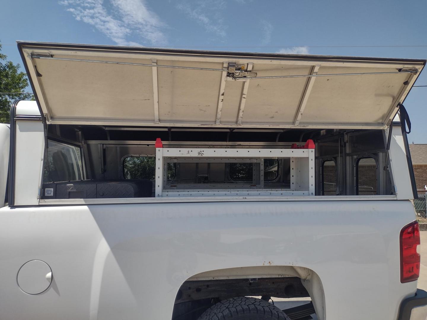 2013 WHITE /Gray Chevrolet Silverado 2500HD Work Truck Ext. Cab 4WD (1GC2KVCB1DZ) with an 6.0L V8 OHV 16V CNG engine, 6-Speed Automatic transmission, located at 17760 Hwy 62, Morris, OK, 74445, (918) 733-4887, 35.609104, -95.877060 - 2013 CHEVY SILVERADO 4WD WITH THE 6.0L V8 ENGINE. THIS TRUCK FEATURES MANUAL WINDOWS, MANUAL LOCKS, MANUAL MIRRORS, MANUAL SEATS, LEATHER INTERIOR, CRUSIE CONTROL, TRACTION CONTROL, AND AM/FM RADIO. CAMPER SHELL WITH SHELVES AND CARGO SLIDER, DIMENSIONS INVERTER AND TRAILER HITCH. ONLY 184,332 MILE - Photo#25