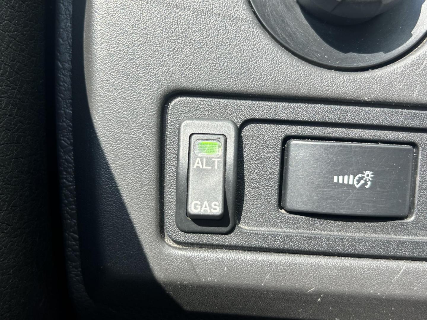 2014 White /Gray Ford F-150 (1FTEX1EM8EK) with an 3.7L V6 DOHC 24V engine, 6-Speed Automatic transmission, located at 17760 Hwy 62, Morris, OK, 74445, (918) 733-4887, 35.609104, -95.877060 - 2014 FORD F-150 4WD WITH 3.7L V6 ENGINE BI-FUEL SYSTEM RUNS ON CNG OR GASOLINE. FEATURES KEYLESS REMOTE ENTRY, POWER LOCKS, POWER WINDOWS, AM/FM STEREO, SIRIUS XM STEREO, CD PLAYER, AUXILLARY PORT, CRUISE CONTROL, TRACTION CONTROL, MULTI-FUNCTIONING STEERING WHEEL CONTROLS, TOOL BOX, AND TRAILER HIT - Photo#11