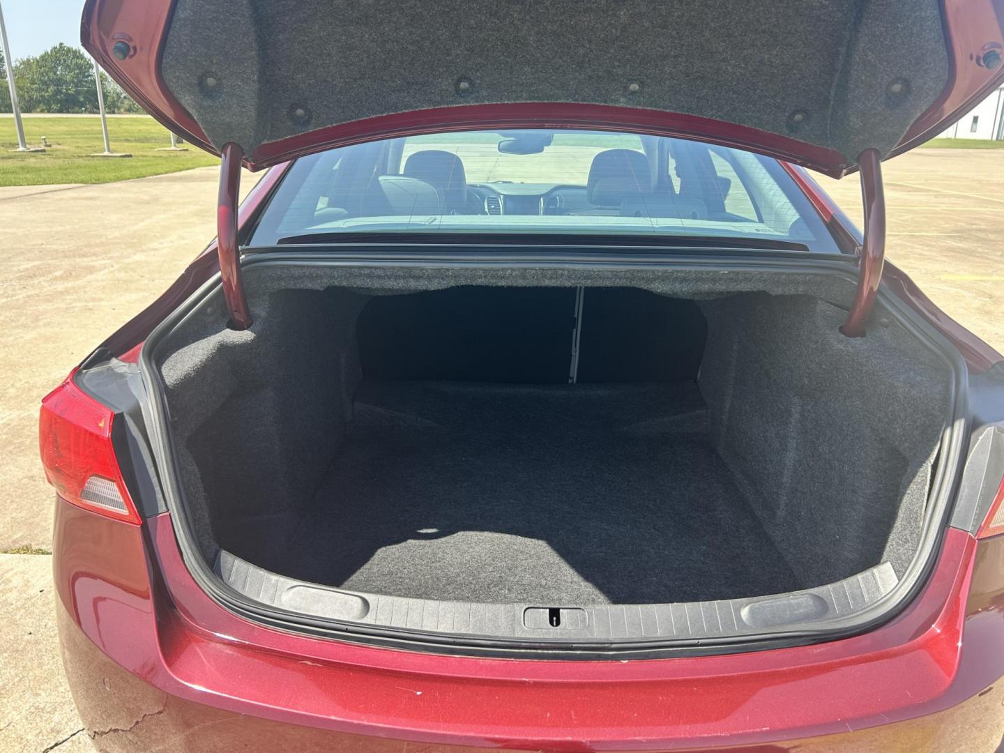 2017 RED /Gray Chevrolet Impala Premier (2G1145S36H9) with an 3.6L V6 DOHC 24V engine, 6A transmission, located at 17760 Hwy 62, Morris, OK, 74445, (918) 733-4887, 35.609104, -95.877060 - 2017 CHEVY IMPALA HAS THE 3.6L V6 ENGINE AND IS FWD. THIS CAR FEATURES PUSH START AND KEYLESS REMOTE ENTRY, POWER LOCKS, POWER WINDOWS, POWER SEATS, HEATED AND COOLED SEATS, POWER MIRRORS, AM/FM STEREO, NAVIGATION, LEATHER SEATS, BACK UP CAMERA, TRACTION CONTROL, CRUISE CONTROL, DUAL CLIMATE CONTROL - Photo#20