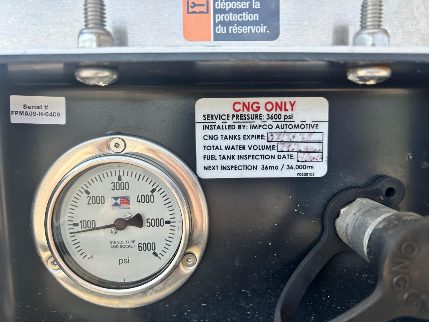 2013 White /Gray Ford F-350 SD (1FDRF3B6XDE) with an 6.2L V8 OHV 16V engine, 6-Speed Automatic transmission, located at 17760 Hwy 62, Morris, OK, 74445, (918) 733-4887, 35.609104, -95.877060 - 2013 FORD F-350 6.2 V8 RWD DEDICATED CNG ONLY RUNS ON COMPRESSED NATURAL GAS AND DOES NOT RUN ON GASOLINE. FEATURES MANUAL SEATS, MANUAL LOCKS, MANUAL WINDOWS, MANUAL MIRRORS, AM/FM STEREO, VINYL SEATS, CRUISE CONTROL, TRACTION CONTROL, FACTORY-EQUIPT TRAILER BREAKS, POWER CONVERTER, GASOLINE CUMMIN - Photo#21