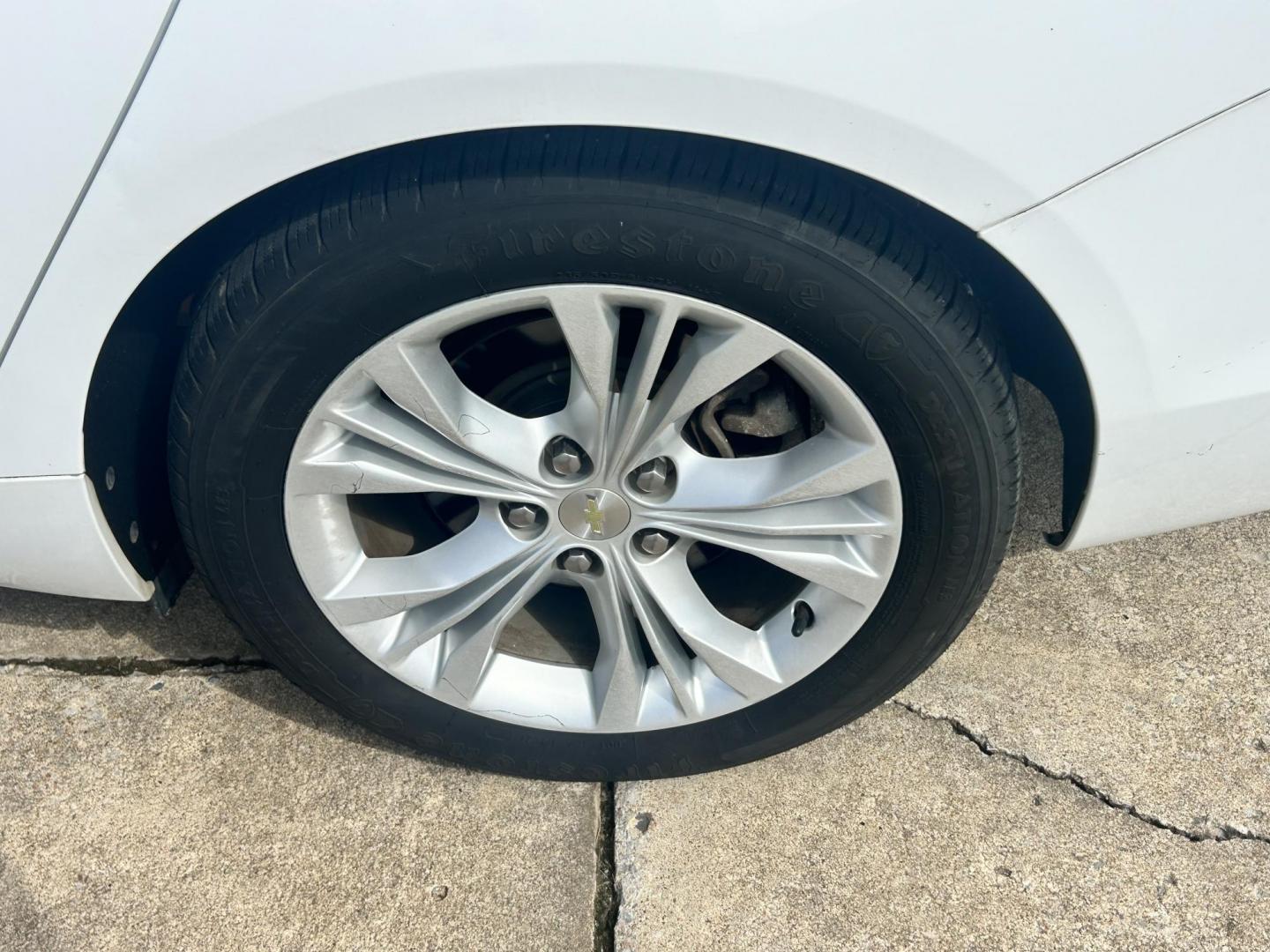 2015 White /BLACK Chevrolet Impala CNG 3LT (2G1135SN2F9) with an 3.6L V6 DOHC 24V CNG engine, 6A transmission, located at 17760 Hwy 62, Morris, OK, 74445, (918) 733-4887, 35.609104, -95.877060 - 2015 CHEVY IMPALA HAS THE 3.6 V6 ENGINE AND IS FWD. THE IMPALA IS A BI-FUEL CAR THAT RUNS ON BOTH CNG (COMPRESSED NATUAL GAS) OR GASOLINE. THIS CAR FEATURES KEYLESS REMOTE START, KEYLESS REMOTE ENTRY, POWER LOCKS, POWER WINDOWS, POWER SEATS, POWER MIRRORS, AM/FM STEREO, CLOTH SEATS, BACK UP CAMERA, - Photo#25