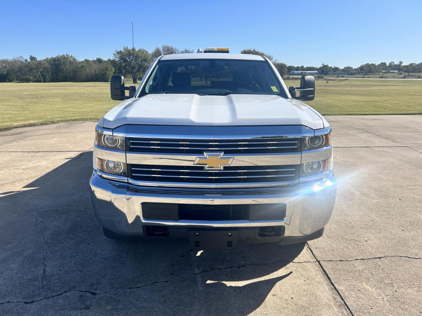 2017 White /Gray Chevrolet Silverado 2500HD Work Truck Double Cab 2WD (1GC2CUEGXHZ) with an 6.0L V8 OHV 16V FFV engine, 6A transmission, located at 17760 Hwy 62, Morris, OK, 74445, (918) 733-4887, 35.609104, -95.877060 - 2017 CHEVY SILVERADO 2500 HD 2WD BI-FUEL SYSTEM THAT RUNS ON CNG OR GASOLINE WITH 6.0L V8 ENIGINE. IT FEATURES POWER LOCKS, POWER WINDOWS, MANUAL SEATS, LEATHER INTERIOR, CRUSIE CONTROL, TRACTION CONTROL, TRAILER BRAKES, AM/FM RADIO, HANDS FREE CALLING, NO BACK SEAT HAS OPEN TOOL BOX, TOOL BED, AN - Photo#1