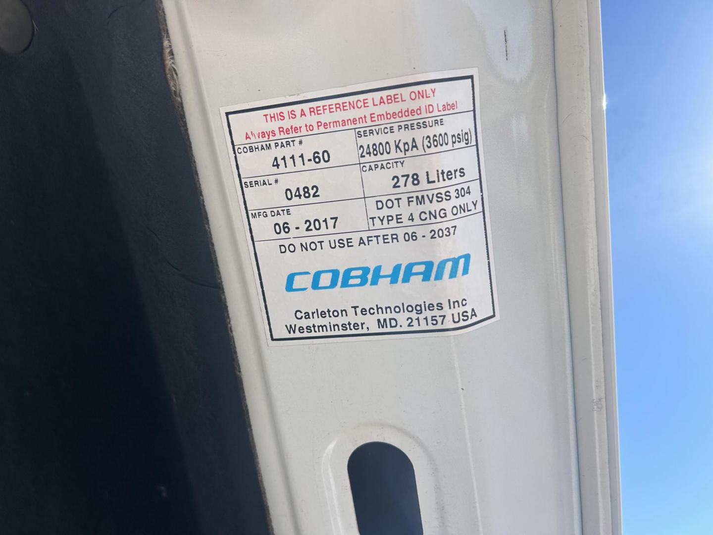 2017 White /Gray Chevrolet Silverado 2500HD Work Truck Double Cab 2WD (1GC2CUEGXHZ) with an 6.0L V8 OHV 16V FFV engine, 6A transmission, located at 17760 Hwy 62, Morris, OK, 74445, (918) 733-4887, 35.609104, -95.877060 - 2017 CHEVY SILVERADO 2500 HD 2WD BI-FUEL SYSTEM THAT RUNS ON CNG OR GASOLINE WITH 6.0L V8 ENIGINE. IT FEATURES POWER LOCKS, POWER WINDOWS, MANUAL SEATS, LEATHER INTERIOR, CRUSIE CONTROL, TRACTION CONTROL, TRAILER BRAKES, AM/FM RADIO, HANDS FREE CALLING, NO BACK SEAT HAS OPEN TOOL BOX, TOOL BED, AN - Photo#24