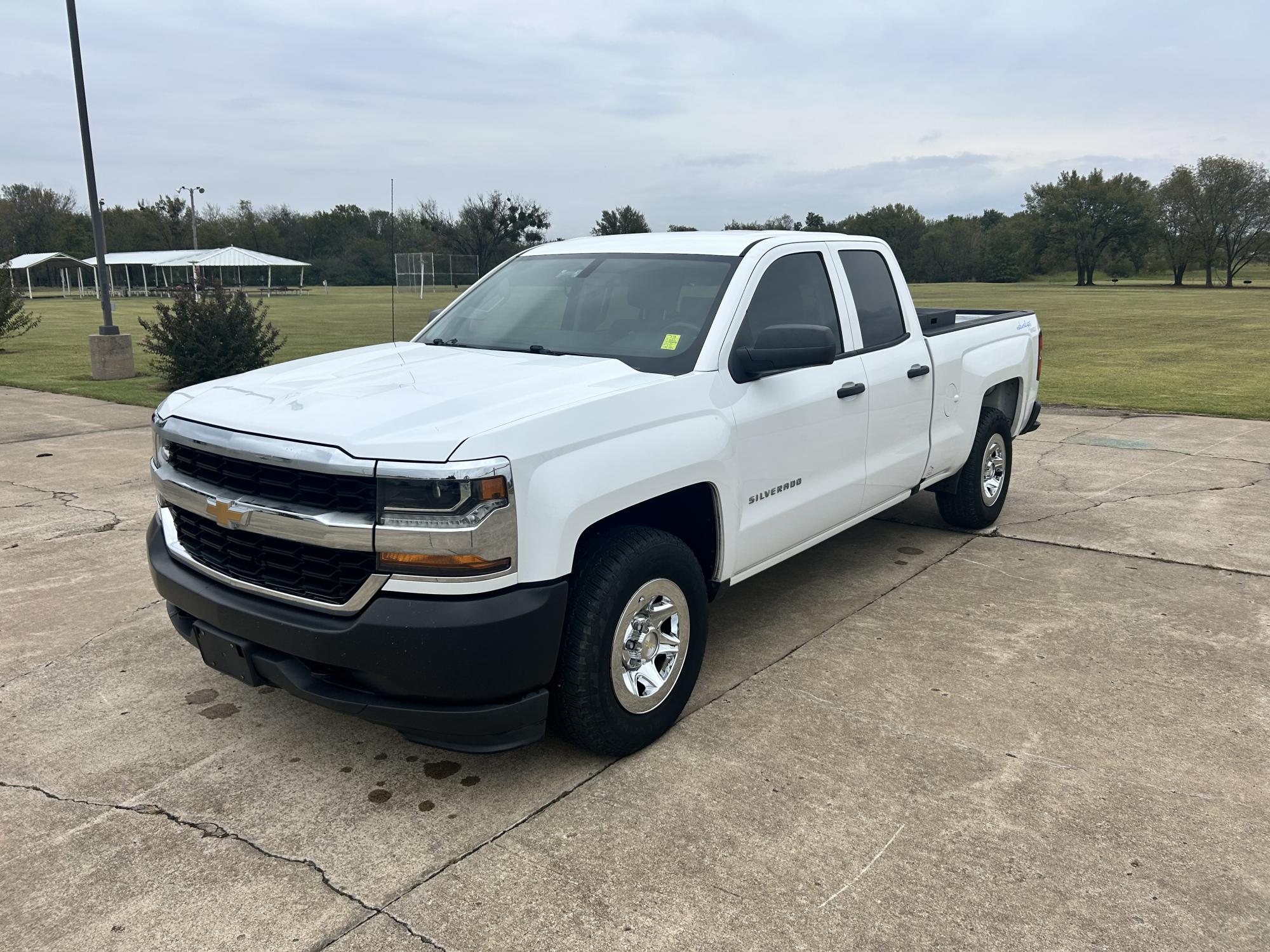 photo of 2017 CHEVY SILVERADO 1500 4WD BI-FUEL SYSTEM RUNS ON CNG (COMPRESSED NATURAL GAS) OR GASOLINE $1490 TAX CREDIT AVAILABLE 