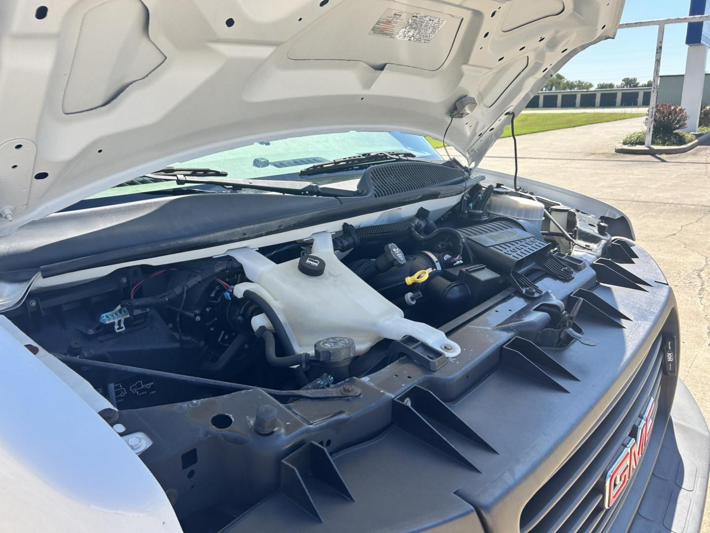 2012 White /Gray GMC Savana Cargo (1GTW7FFB5C1) with an 6.0L V8 OHV 16V CNG engine, 6-Speed Automatic transmission, located at 17760 Hwy 62, Morris, OK, 74445, (918) 733-4887, 35.609104, -95.877060 - 2012 GMC SAVANA CARGO VAN RWD WITH THE 6.0L V8 ENGINE DEDICATED CNG ONLY RUNS ON COMPRESSED NATURAL GAS. IT FEATURES POWER LOCKS, POWER WINDOWS, POWER MIRRORS, CLOTH INTERIOR, MANUAL SEATS, CRUISE CONTROL, TRACTION CONTROL, HAUL MODE, AM/FM RADIO, SPLIT SWING-OUT SIDE DOORS AND BACK DOORS, AND TIRE - Photo#20