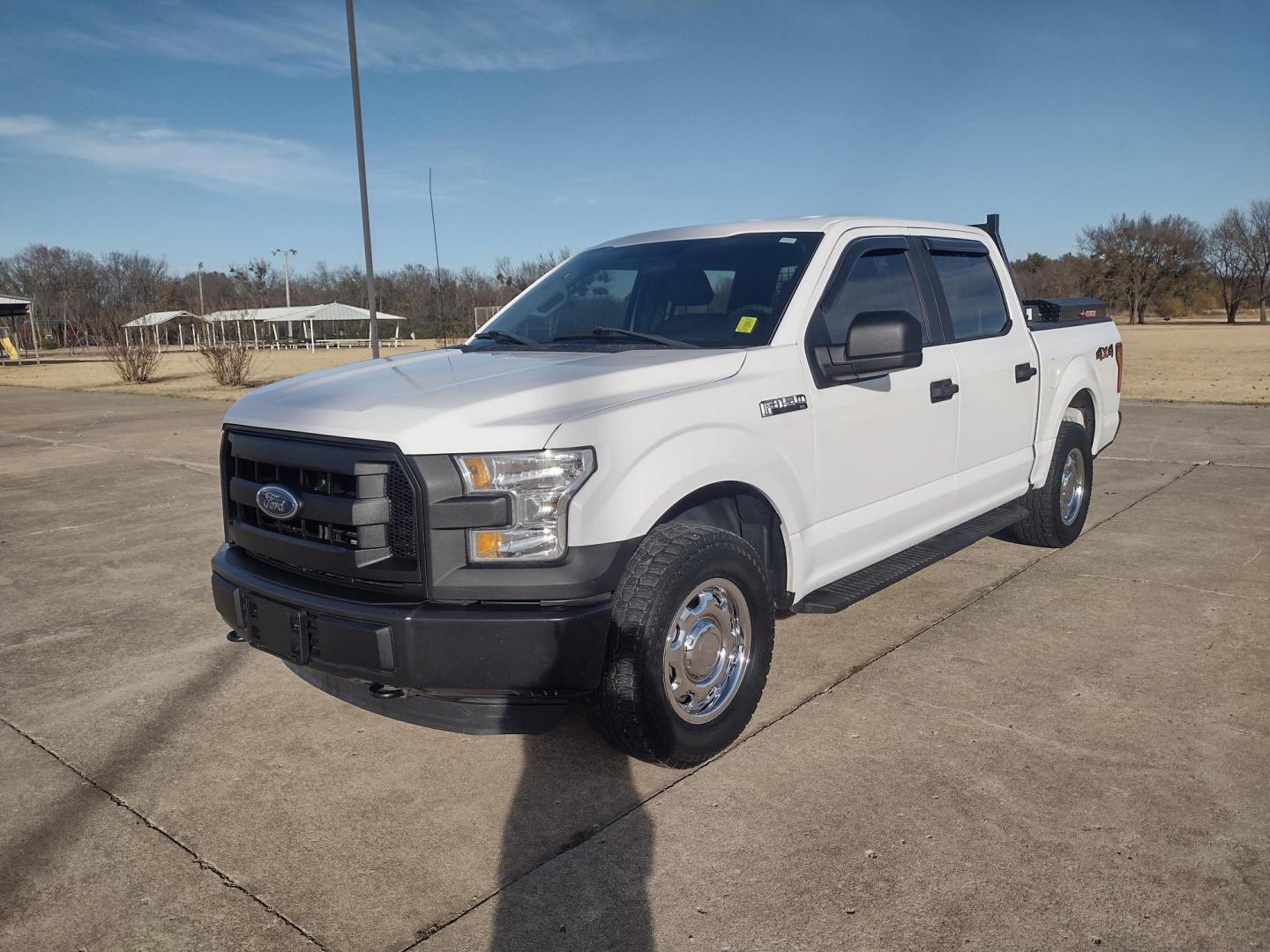 2016 White /Gray Ford F-150 XLT 4WD (1FTEW1EF1GK) with an 5.0L V8 engine, 6A transmission, located at 17760 Hwy 62, Morris, OK, 74445, (918) 733-4887, 35.609104, -95.877060 - 2016 FORD F150 XLT 4WD BI-FUEL SYSTEM RUNS ON CNG (COMPRESSED NATURAL GAS) OR GASOLINE WITH THE 5.0L V8 ENIGINE. FEATURES KEYLESS ENTRY, POWER LOCKS, POWER WINDOWS, POWER MIRRORS, CLOTH INTERIOR, MANUAL SEATS, AM/FM RADIO, CD PLAYER, HANDS FREE CALLING, BACKUP CAMERA, CRUISE CONTROL, TRACTION CONTRO - Photo#0