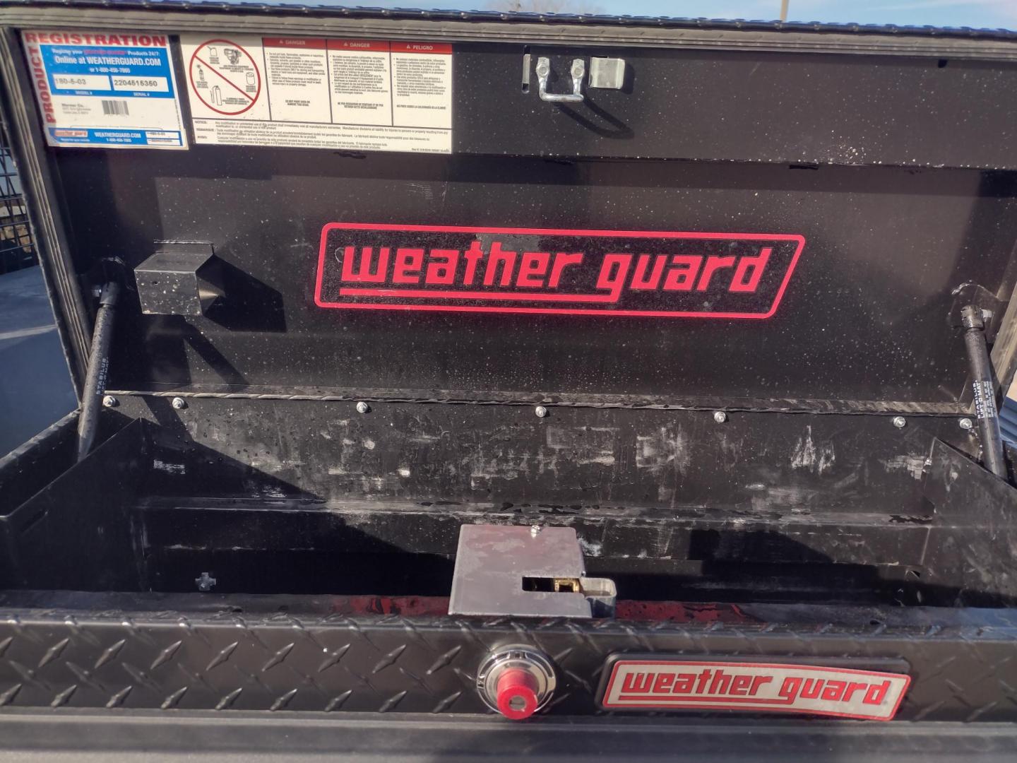 2016 White /Gray Ford F-150 XLT 4WD (1FTEW1EF1GK) with an 5.0L V8 engine, 6A transmission, located at 17760 Hwy 62, Morris, OK, 74445, (918) 733-4887, 35.609104, -95.877060 - 2016 FORD F150 XLT 4WD BI-FUEL SYSTEM RUNS ON CNG (COMPRESSED NATURAL GAS) OR GASOLINE WITH THE 5.0L V8 ENIGINE. FEATURES KEYLESS ENTRY, POWER LOCKS, POWER WINDOWS, POWER MIRRORS, CLOTH INTERIOR, MANUAL SEATS, AM/FM RADIO, CD PLAYER, HANDS FREE CALLING, BACKUP CAMERA, CRUISE CONTROL, TRACTION CONTRO - Photo#21