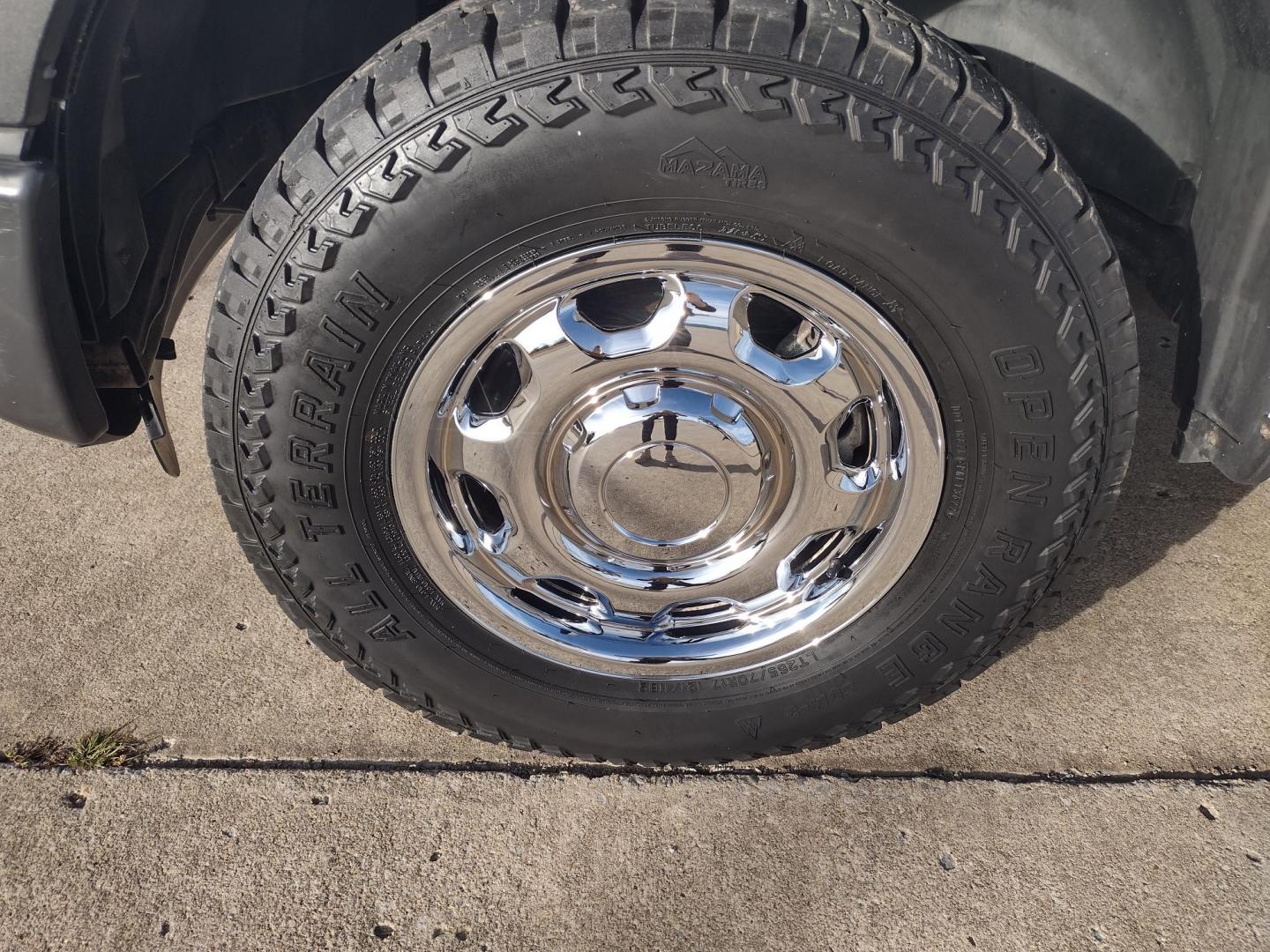 2016 White /Gray Ford F-150 XLT 4WD (1FTEW1EF1GK) with an 5.0L V8 engine, 6A transmission, located at 17760 Hwy 62, Morris, OK, 74445, (918) 733-4887, 35.609104, -95.877060 - 2016 FORD F150 XLT 4WD BI-FUEL SYSTEM RUNS ON CNG (COMPRESSED NATURAL GAS) OR GASOLINE WITH THE 5.0L V8 ENIGINE. FEATURES KEYLESS ENTRY, POWER LOCKS, POWER WINDOWS, POWER MIRRORS, CLOTH INTERIOR, MANUAL SEATS, AM/FM RADIO, CD PLAYER, HANDS FREE CALLING, BACKUP CAMERA, CRUISE CONTROL, TRACTION CONTRO - Photo#26