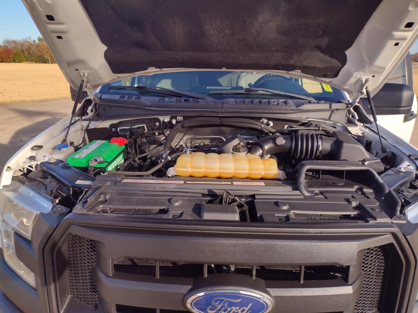 2016 White /Gray Ford F-150 XLT 4WD (1FTEW1EF1GK) with an 5.0L V8 engine, 6A transmission, located at 17760 Hwy 62, Morris, OK, 74445, (918) 733-4887, 35.609104, -95.877060 - 2016 FORD F150 XLT 4WD BI-FUEL SYSTEM RUNS ON CNG (COMPRESSED NATURAL GAS) OR GASOLINE WITH THE 5.0L V8 ENIGINE. FEATURES KEYLESS ENTRY, POWER LOCKS, POWER WINDOWS, POWER MIRRORS, CLOTH INTERIOR, MANUAL SEATS, AM/FM RADIO, CD PLAYER, HANDS FREE CALLING, BACKUP CAMERA, CRUISE CONTROL, TRACTION CONTRO - Photo#30