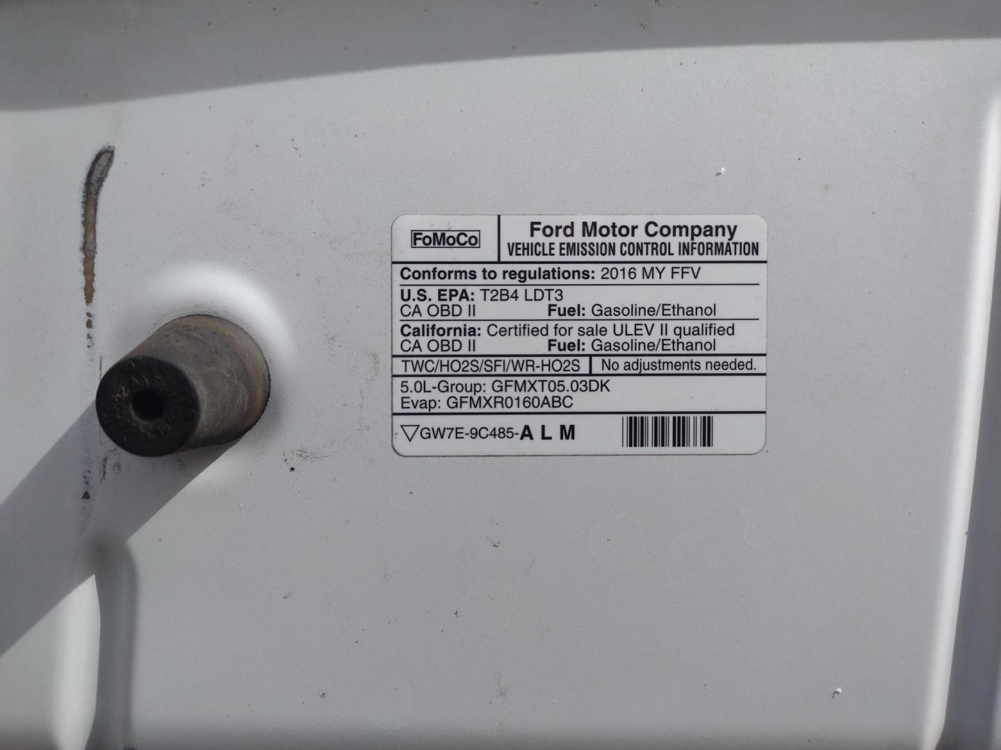 2016 White /Gray Ford F-150 XLT 4WD (1FTEW1EF1GK) with an 5.0L V8 engine, 6A transmission, located at 17760 Hwy 62, Morris, OK, 74445, (918) 733-4887, 35.609104, -95.877060 - 2016 FORD F150 XLT 4WD BI-FUEL SYSTEM RUNS ON CNG (COMPRESSED NATURAL GAS) OR GASOLINE WITH THE 5.0L V8 ENIGINE. FEATURES KEYLESS ENTRY, POWER LOCKS, POWER WINDOWS, POWER MIRRORS, CLOTH INTERIOR, MANUAL SEATS, AM/FM RADIO, CD PLAYER, HANDS FREE CALLING, BACKUP CAMERA, CRUISE CONTROL, TRACTION CONTRO - Photo#32