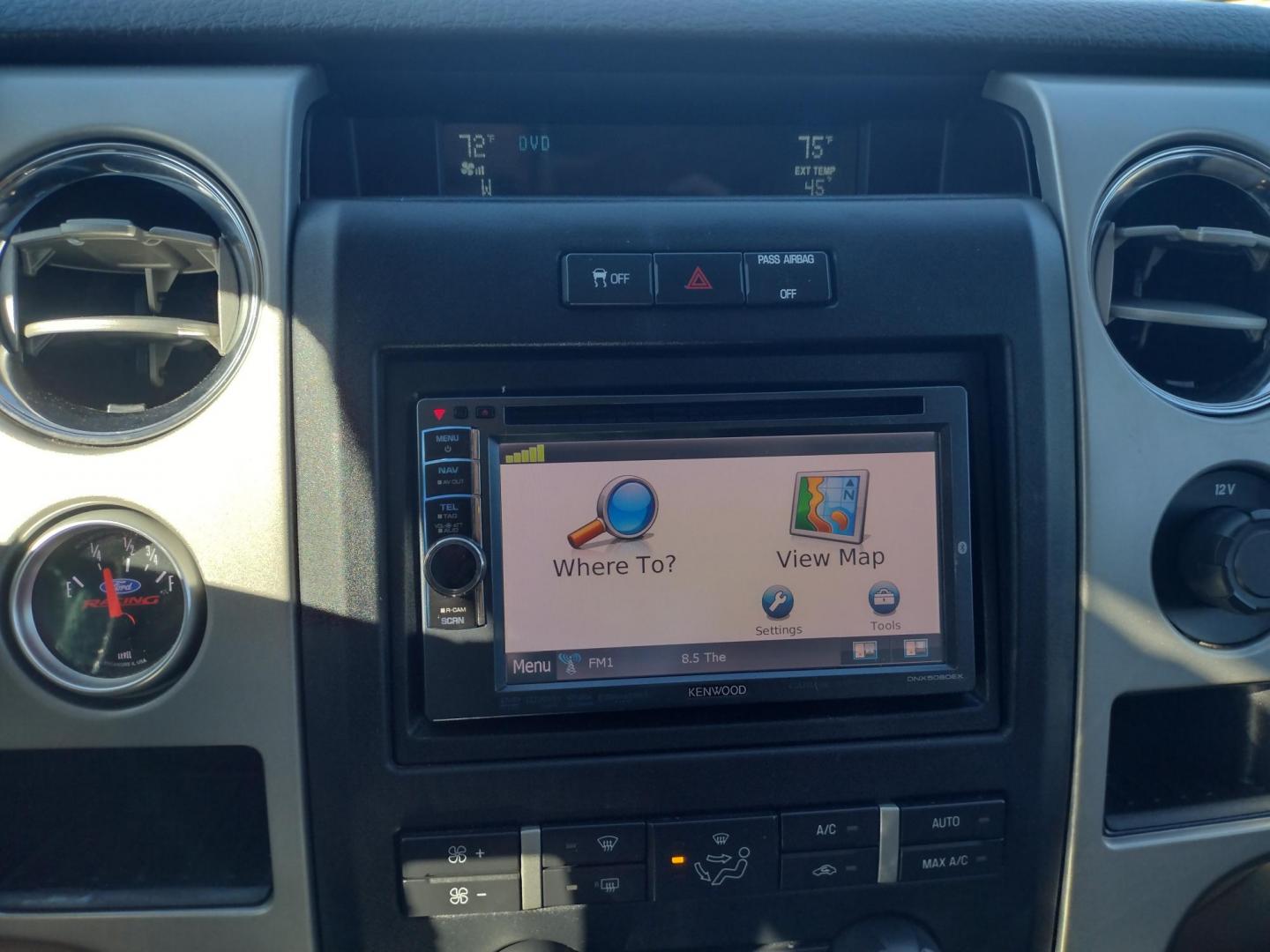 2012 White /TAN Ford F-150 LARIAT (1FTFW1CFXCF) with an 5.0L V8 engine, 6-Speed Automatic transmission, located at 17760 Hwy 62, Morris, OK, 74445, (918) 733-4887, 35.609104, -95.877060 - 2012 FORD F150 LARIAT 2WD BI-FUEL SYSTEM RUNS ON CNG (COMPRESSED NATURAL GAS) OR GASOLINE WITH 5.0L V8 ENIGNE. IT FEATURES KEYLESS ENTRY, POWER LOCKS, POWER WINDOWS, POWER MIRRORS, POWER SEATS, LEATHER INTERIOR, HEATED AND COOLED SEATS, AM/FM RADIO, NAVIGATION, CD PLAYER, HANDS FREE CALLING, DUAL CL - Photo#17