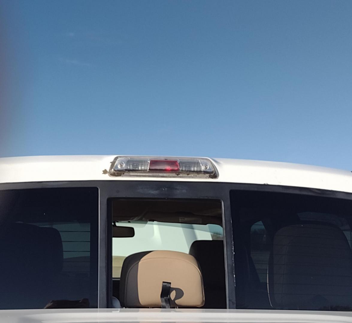 2012 White /TAN Ford F-150 LARIAT (1FTFW1CFXCF) with an 5.0L V8 engine, 6-Speed Automatic transmission, located at 17760 Hwy 62, Morris, OK, 74445, (918) 733-4887, 35.609104, -95.877060 - 2012 FORD F150 LARIAT 2WD BI-FUEL SYSTEM RUNS ON CNG (COMPRESSED NATURAL GAS) OR GASOLINE WITH 5.0L V8 ENIGNE. IT FEATURES KEYLESS ENTRY, POWER LOCKS, POWER WINDOWS, POWER MIRRORS, POWER SEATS, LEATHER INTERIOR, HEATED AND COOLED SEATS, AM/FM RADIO, NAVIGATION, CD PLAYER, HANDS FREE CALLING, DUAL CL - Photo#41