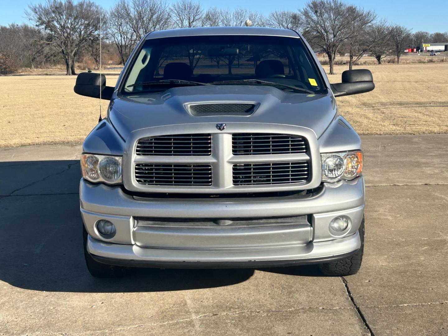 2005 Silver /BLACK Dodge Ram 1500 SLT (1D7HU18D05J) with an 5.7L V8 OHV 16V engine, 5-Speed Automatic Overdrive transmission, located at 17760 Hwy 62, Morris, OK, 74445, (918) 733-4887, 35.609104, -95.877060 - 2005 DODGE RAM DAYTONA 1500 4WD HAS THE 5.7L V8 HEMI ENGINE. IT FEATURES POWER WINDOWS, POWER LOCK, POWER MIRRORS, POWER SEATS, CLOTH SEATS, AM/FM RADIO, SATELLITE RADIO, BLUETOOTH, APPLE CAR PLAY, BACK UP CAMERA, AND BED LINER. WILD PEAK 275/60R20 TIRES AND ONLY 142,038 MILES. ***HAS LIGHT HAIL D - Photo#1
