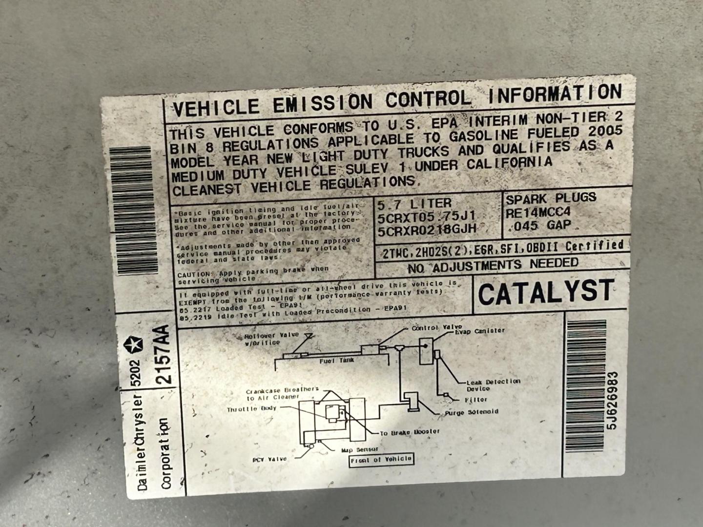 2005 Silver /BLACK Dodge Ram 1500 SLT (1D7HU18D05J) with an 5.7L V8 OHV 16V engine, 5-Speed Automatic Overdrive transmission, located at 17760 Hwy 62, Morris, OK, 74445, (918) 733-4887, 35.609104, -95.877060 - 2005 DODGE RAM DAYTONA 1500 4WD HAS THE 5.7L V8 HEMI ENGINE. IT FEATURES POWER WINDOWS, POWER LOCK, POWER MIRRORS, POWER SEATS, CLOTH SEATS, AM/FM RADIO, SATELLITE RADIO, BLUETOOTH, APPLE CAR PLAY, BACK UP CAMERA, AND BED LINER. WILD PEAK 275/60R20 TIRES AND ONLY 142,038 MILES. ***HAS LIGHT HAIL D - Photo#19