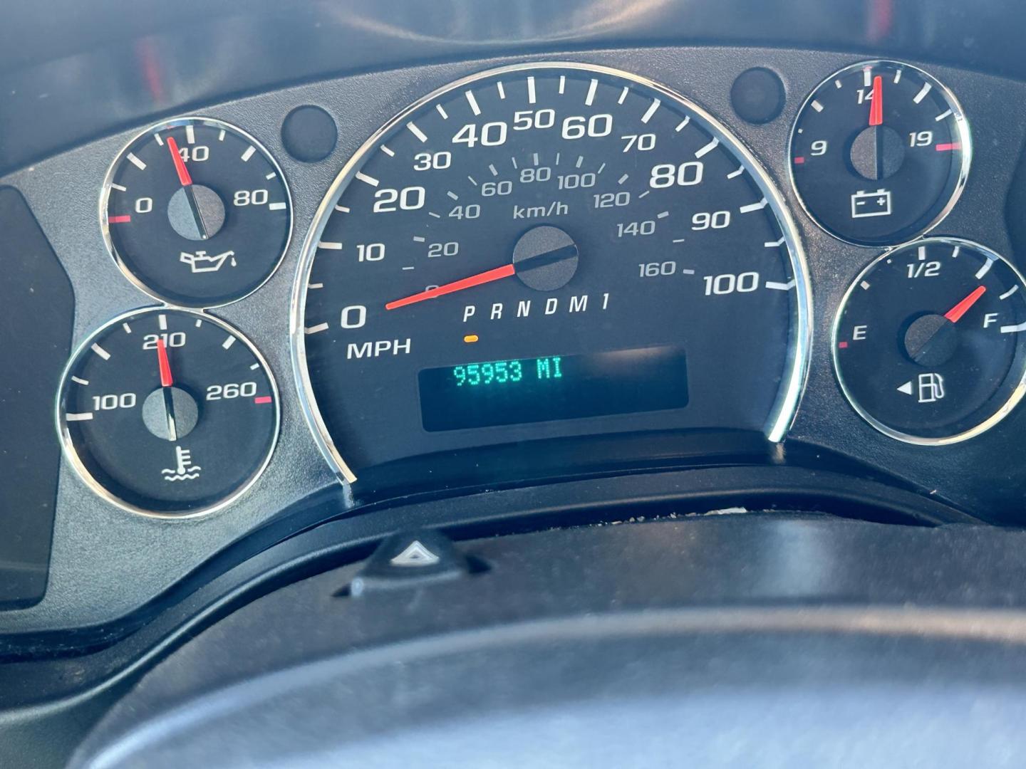 2013 White /Gray Chevrolet Express 2500 Cargo (1GCWGFCB5D1) with an 6.0L V8 OHV 16V FFV engine, 6-Speed Automatic transmission, located at 17760 Hwy 62, Morris, OK, 74445, (918) 733-4887, 35.609104, -95.877060 - 2013 CHEVROLET EXPRESS DEDICATED CNG ONLY RUNS ON COMPRESSED NATURAL GAS RWD 6.0L V8 ENGINE. FEATURING POWER LOCKS, MANUAL WINDOWS, MANUAL MIRRORS, MANUAL SEATS, AM/FM STEREO, LEATHER SEATS, BACKUP CAMERA, TRACTION CONTROL, LOCKING METAL CONSOLE, STEEL SHELVES, SPLIT SWING-OUT RIGHT DOORS, AND TOW P - Photo#10