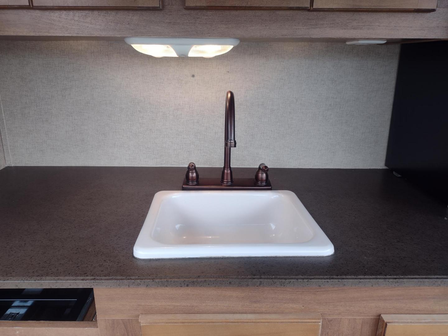 2014 Silver /Gray Forest River Catalina 39BHTS (5ZT2CA4B2ET) , located at 17760 Hwy 62, Morris, OK, 74445, 35.609104, -95.877060 - GET IT WHILE YOU CAN!!! 2014 FOREST RIVER CATALINA COACHMEN 39BHTS 41FT OVERALL WITH 21FT POWER AWNING.***REBUILT TITLE*** IN THE MASTER BEDROOM IS A QUEEN SIZE BED WITH STORAGE UNDER THE BED, OVERHEAD CABINETS, WARDROBE CABINETS, WARDROBE CLOSET, AND CEILING FAN. IN THE LIVING/KITCHEN AREA IS AN EN - Photo#9