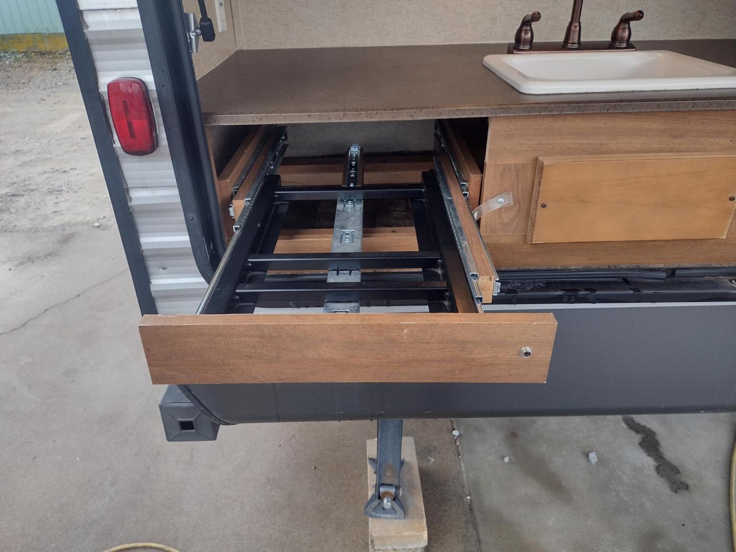 2014 Silver /Gray Forest River Catalina 39BHTS (5ZT2CA4B2ET) , located at 17760 Hwy 62, Morris, OK, 74445, 35.609104, -95.877060 - GET IT WHILE YOU CAN!!! 2014 FOREST RIVER CATALINA COACHMEN 39BHTS 41FT OVERALL WITH 21FT POWER AWNING.***REBUILT TITLE*** IN THE MASTER BEDROOM IS A QUEEN SIZE BED WITH STORAGE UNDER THE BED, OVERHEAD CABINETS, WARDROBE CABINETS, WARDROBE CLOSET, AND CEILING FAN. IN THE LIVING/KITCHEN AREA IS AN EN - Photo#12