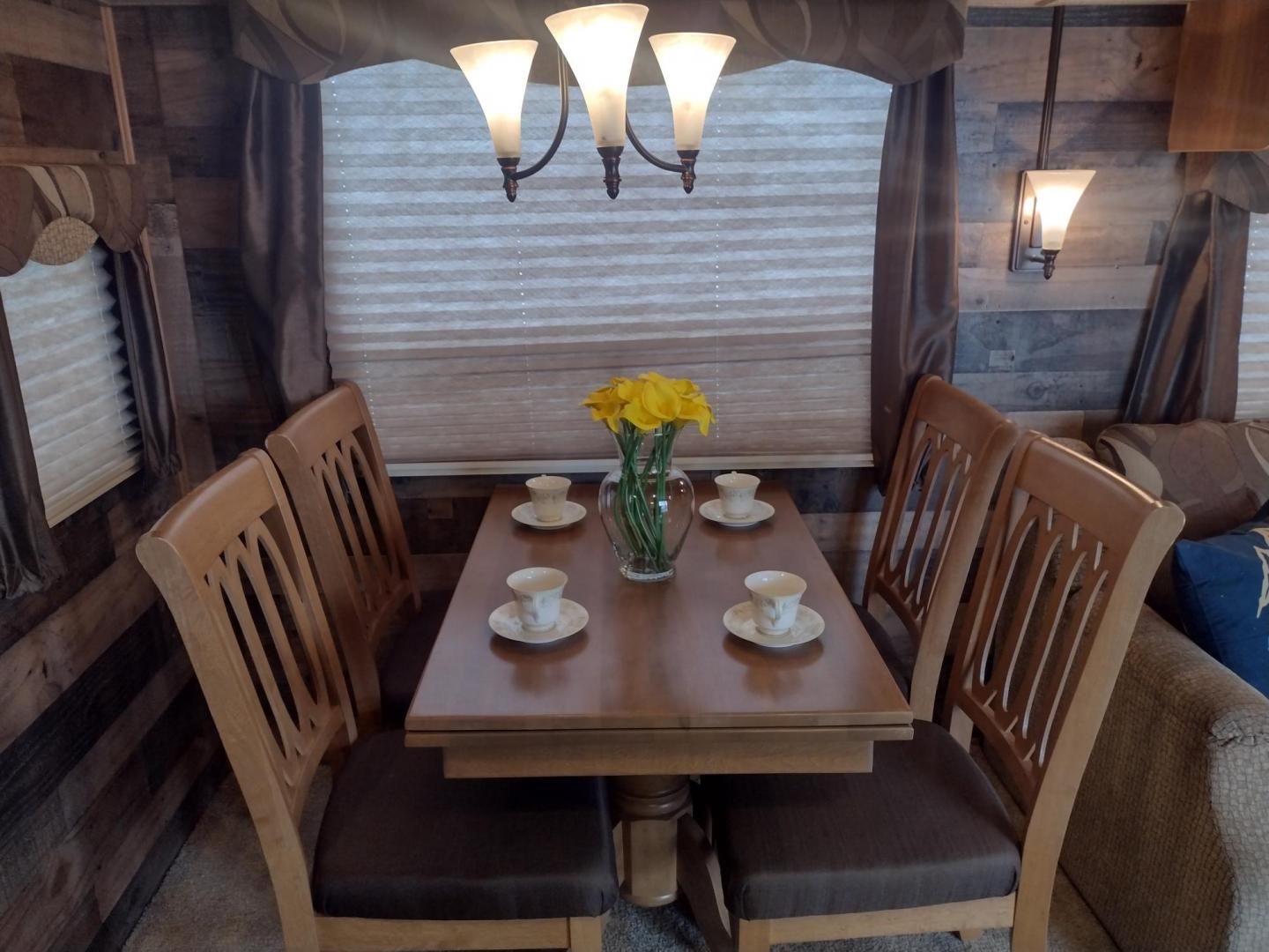 2014 Silver /Gray Forest River Catalina 39BHTS (5ZT2CA4B2ET) , located at 17760 Hwy 62, Morris, OK, 74445, 35.609104, -95.877060 - GET IT WHILE YOU CAN!!! 2014 FOREST RIVER CATALINA COACHMEN 39BHTS 41FT OVERALL WITH 21FT POWER AWNING.***REBUILT TITLE*** IN THE MASTER BEDROOM IS A QUEEN SIZE BED WITH STORAGE UNDER THE BED, OVERHEAD CABINETS, WARDROBE CABINETS, WARDROBE CLOSET, AND CEILING FAN. IN THE LIVING/KITCHEN AREA IS AN EN - Photo#21