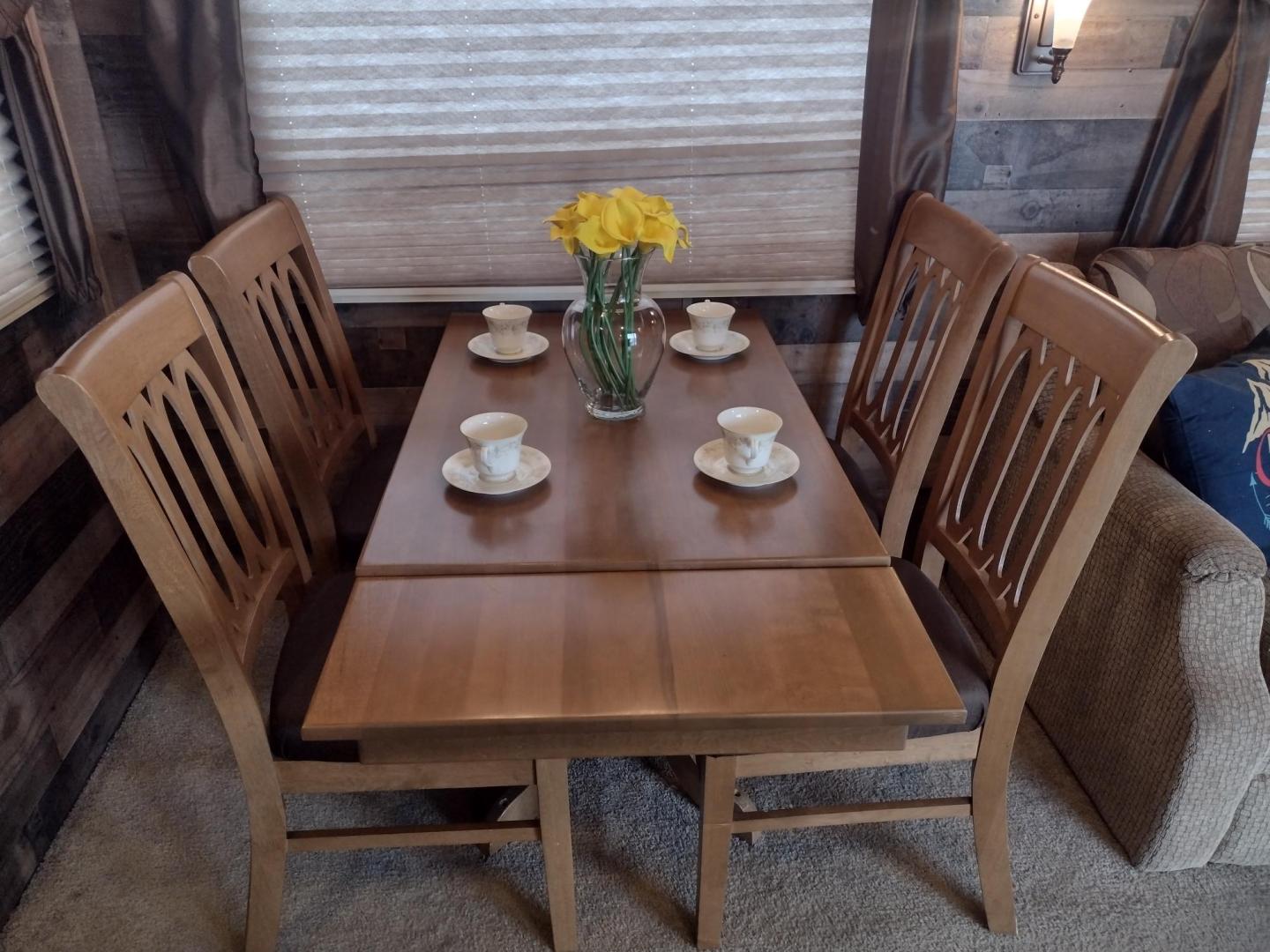 2014 Silver /Gray Forest River Catalina 39BHTS (5ZT2CA4B2ET) , located at 17760 Hwy 62, Morris, OK, 74445, 35.609104, -95.877060 - GET IT WHILE YOU CAN!!! 2014 FOREST RIVER CATALINA COACHMEN 39BHTS 41FT OVERALL WITH 21FT POWER AWNING.***REBUILT TITLE*** IN THE MASTER BEDROOM IS A QUEEN SIZE BED WITH STORAGE UNDER THE BED, OVERHEAD CABINETS, WARDROBE CABINETS, WARDROBE CLOSET, AND CEILING FAN. IN THE LIVING/KITCHEN AREA IS AN EN - Photo#22