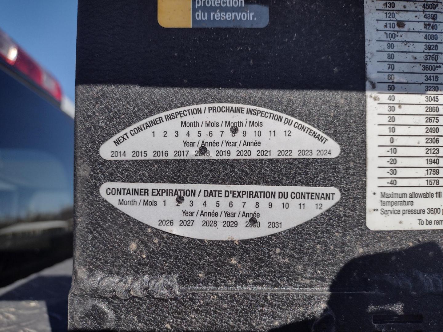 2015 White /Gray Chevrolet Silverado 2500HD (1GC2CUEB1FZ) with an 6.0L V8 OHV 16V CNG engine, 6A transmission, located at 17760 Hwy 62, Morris, OK, 74445, (918) 733-4887, 35.609104, -95.877060 - 2015 CHEVY SILVERADO 2500HD 2WD ***CLEAN TITLE*** BI-FUEL SYSTEM RUNS ON CNG OR GASOLINE WITH THE 6.0L V8 ENGINE. IT FEATURES MANUAL SEATS, LEATHER INTERIOR, POWER LOCKS, POWER WINDOWS, POWER MIRRORS, AM/FM RADIO, BACKUP CAMERA, CRUSIE CONTROL, TRACTION CONTROL, AND BED LINER. ONLY 123,441 MILES WI - Photo#11