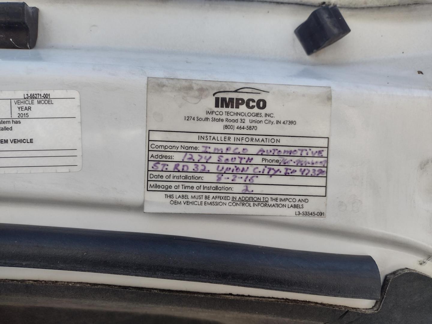 2015 White /Gray Chevrolet Silverado 2500HD (1GC2CUEB1FZ) with an 6.0L V8 OHV 16V CNG engine, 6A transmission, located at 17760 Hwy 62, Morris, OK, 74445, (918) 733-4887, 35.609104, -95.877060 - 2015 CHEVY SILVERADO 2500HD 2WD ***CLEAN TITLE*** BI-FUEL SYSTEM RUNS ON CNG OR GASOLINE WITH THE 6.0L V8 ENGINE. IT FEATURES MANUAL SEATS, LEATHER INTERIOR, POWER LOCKS, POWER WINDOWS, POWER MIRRORS, AM/FM RADIO, BACKUP CAMERA, CRUSIE CONTROL, TRACTION CONTROL, AND BED LINER. ONLY 123,441 MILES WI - Photo#27