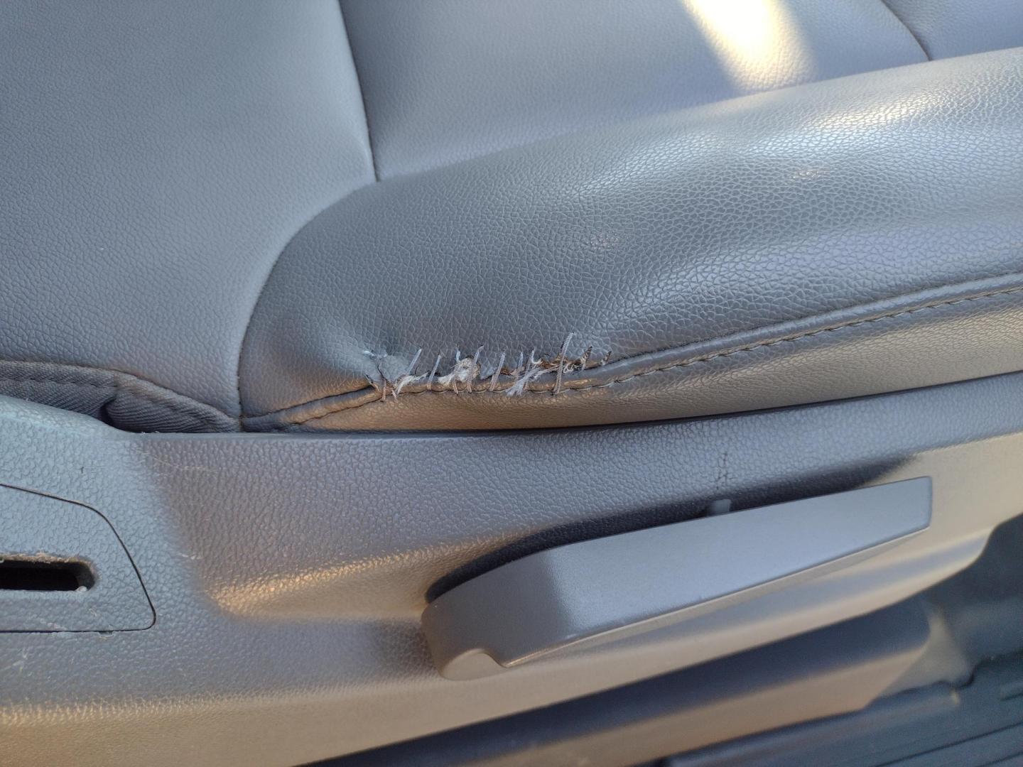 2015 White /Gray Chevrolet Silverado 2500HD (1GC2CUEB1FZ) with an 6.0L V8 OHV 16V CNG engine, 6A transmission, located at 17760 Hwy 62, Morris, OK, 74445, (918) 733-4887, 35.609104, -95.877060 - 2015 CHEVY SILVERADO 2500HD 2WD ***CLEAN TITLE*** BI-FUEL SYSTEM RUNS ON CNG OR GASOLINE WITH THE 6.0L V8 ENGINE. IT FEATURES MANUAL SEATS, LEATHER INTERIOR, POWER LOCKS, POWER WINDOWS, POWER MIRRORS, AM/FM RADIO, BACKUP CAMERA, CRUSIE CONTROL, TRACTION CONTROL, AND BED LINER. ONLY 123,441 MILES WI - Photo#34