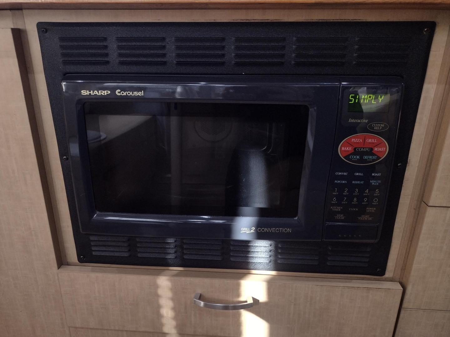 2014 Silver /TAN Airstream FLYING CLOUD 30 30 (1STJ9YP22EJ) , located at 17760 Hwy 62, Morris, OK, 74445, 35.609104, -95.877060 - HAVE YOU EVER WANTED TO BECOME PART OF THE AIRSTREAM FAMILY? WELL HERE IS YOUR CHANCE, CHECK OUT THIS 2014 AIRSTREAM FLYING CLOUD 30 31FT OVERALL WITH A 21FT MANUAL AWNING. ***REBUILT TITLE DUE TO HAIL DAMAGE*** IN THE LIVING AND KITCHEN AREA IS A LEATHER SOFA THAT FOLDS DOWN FOR ADDITIONAL SLEEPING - Photo#30