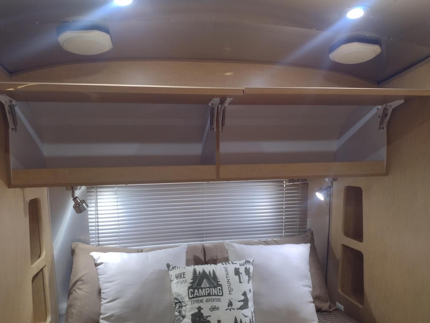 2014 Silver /TAN Airstream FLYING CLOUD 30 30 (1STJ9YP22EJ) , located at 17760 Hwy 62, Morris, OK, 74445, 35.609104, -95.877060 - HAVE YOU EVER WANTED TO BECOME PART OF THE AIRSTREAM FAMILY? WELL HERE IS YOUR CHANCE, CHECK OUT THIS 2014 AIRSTREAM FLYING CLOUD 30 31FT OVERALL WITH A 21FT MANUAL AWNING. ***REBUILT TITLE DUE TO HAIL DAMAGE*** IN THE LIVING AND KITCHEN AREA IS A LEATHER SOFA THAT FOLDS DOWN FOR ADDITIONAL SLEEPING - Photo#50