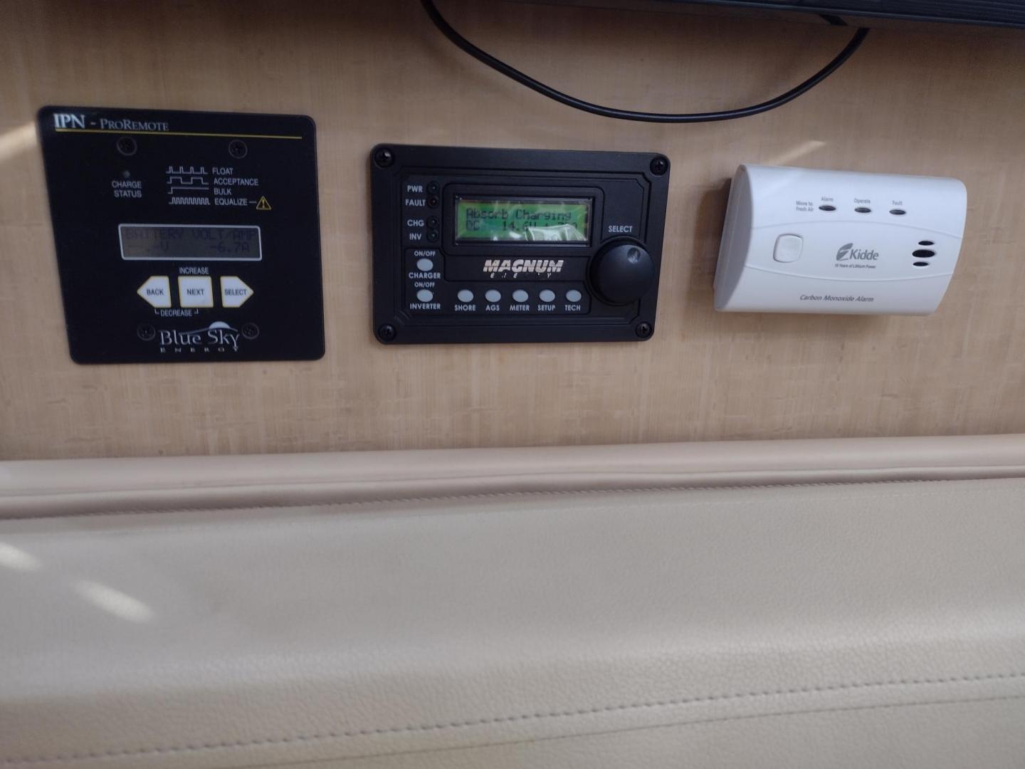 2014 Silver /TAN Airstream FLYING CLOUD 30 30 (1STJ9YP22EJ) , located at 17760 Hwy 62, Morris, OK, 74445, 35.609104, -95.877060 - HAVE YOU EVER WANTED TO BECOME PART OF THE AIRSTREAM FAMILY? WELL HERE IS YOUR CHANCE, CHECK OUT THIS 2014 AIRSTREAM FLYING CLOUD 30 31FT OVERALL WITH A 21FT MANUAL AWNING. ***REBUILT TITLE DUE TO HAIL DAMAGE*** IN THE LIVING AND KITCHEN AREA IS A LEATHER SOFA THAT FOLDS DOWN FOR ADDITIONAL SLEEPING - Photo#54