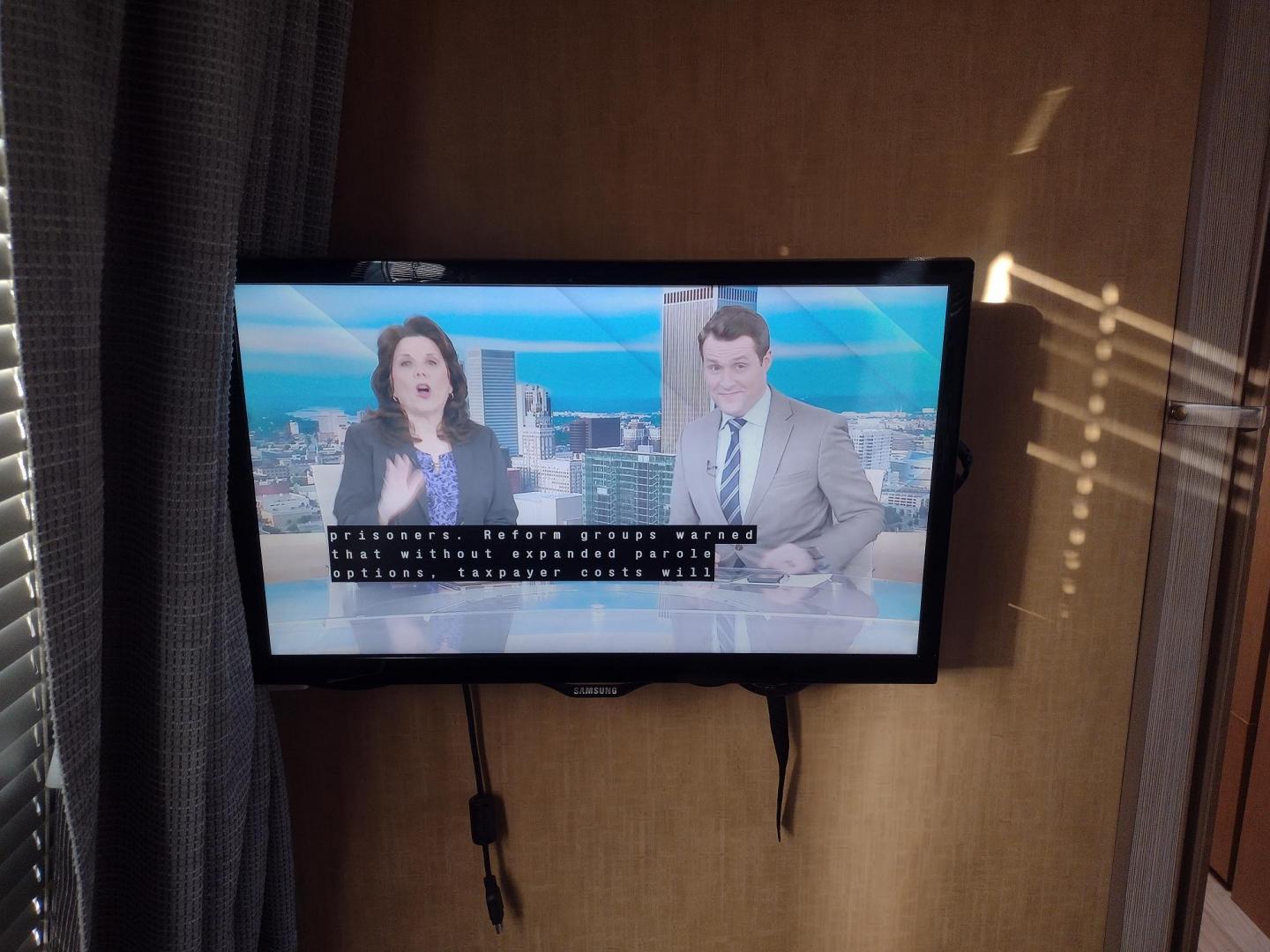 2014 Silver /TAN Airstream FLYING CLOUD 30 30 (1STJ9YP22EJ) , located at 17760 Hwy 62, Morris, OK, 74445, 35.609104, -95.877060 - HAVE YOU EVER WANTED TO BECOME PART OF THE AIRSTREAM FAMILY? WELL HERE IS YOUR CHANCE, CHECK OUT THIS 2014 AIRSTREAM FLYING CLOUD 30 31FT OVERALL WITH A 21FT MANUAL AWNING. ***REBUILT TITLE DUE TO HAIL DAMAGE*** IN THE LIVING AND KITCHEN AREA IS A LEATHER SOFA THAT FOLDS DOWN FOR ADDITIONAL SLEEPING - Photo#48