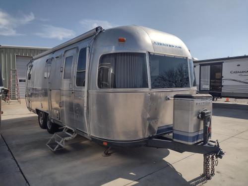 1995 AIRSTREAM CLASSIC EXCELLA 25A 25.5FT OVERALL 