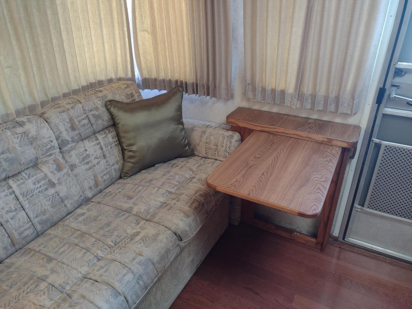 1995 Silver Airstream CLASSIC EXCELLA 25A EXCELLA 25A (1STGEAJ27SJ) , located at 17760 Hwy 62, Morris, OK, 74445, 35.609104, -95.877060 - HAVE YOU EVER WANTED TO BECOME PART OF THE AIRSTREAM FAMILY? WELL HERE IS YOUR CHANCE, CHECK OUT THIS 1995 AIRSTREAM CLASSIC EXCELLA 25A 25.5FT OVERALL WITH 16FT MANUAL AWNING. IN THE LIVING AND KITCHEN AREA IS A SOFA THAT FOLDS DOWN FOR ADDITIONAL SLEEPING, STORAGE UNDER THE SOFA, OVERHEAD CABINETS - Photo#18