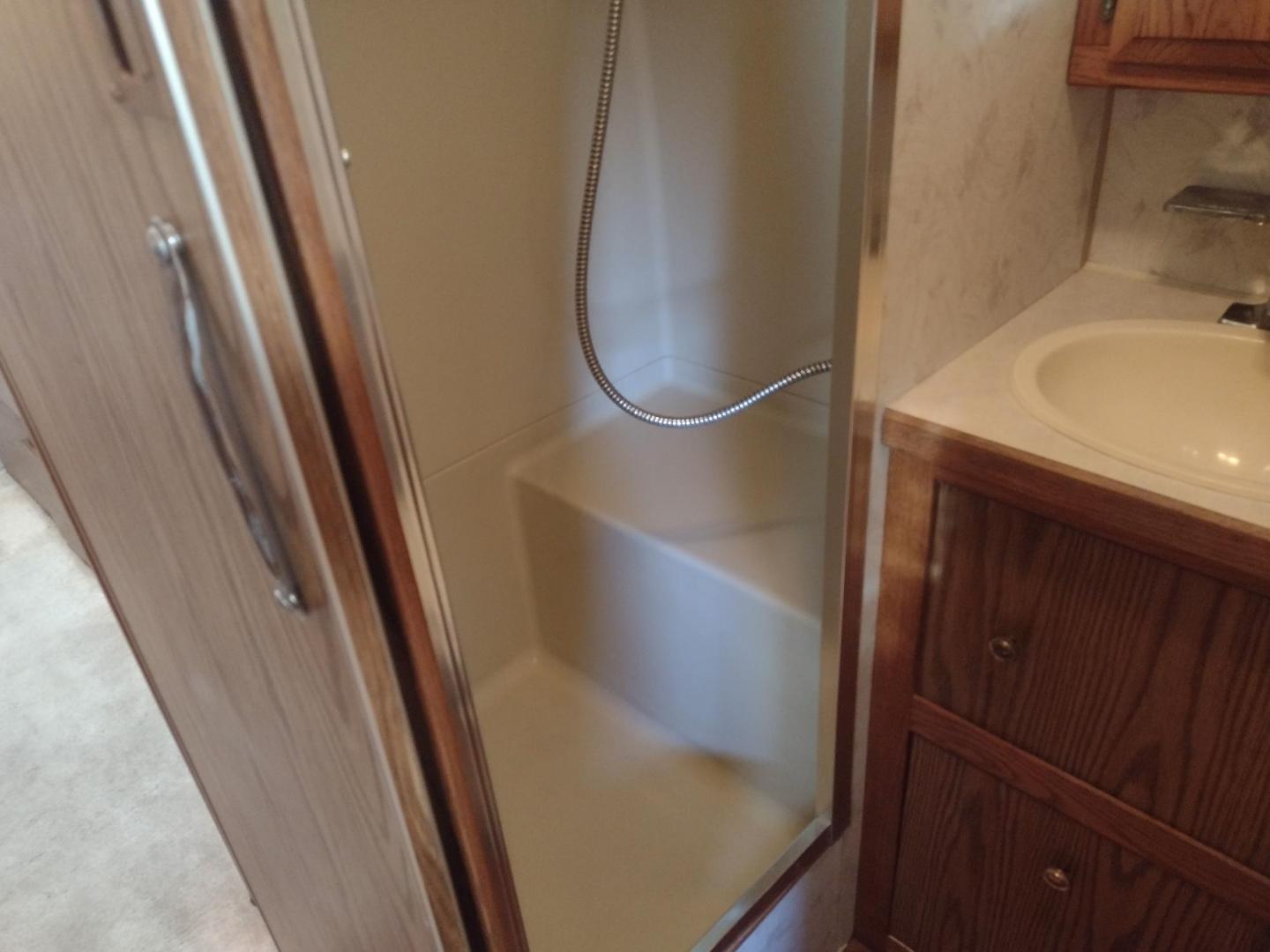 1995 Silver Airstream CLASSIC EXCELLA 25A EXCELLA 25A (1STGEAJ27SJ) , located at 17760 Hwy 62, Morris, OK, 74445, 35.609104, -95.877060 - HAVE YOU EVER WANTED TO BECOME PART OF THE AIRSTREAM FAMILY? WELL HERE IS YOUR CHANCE, CHECK OUT THIS 1995 AIRSTREAM CLASSIC EXCELLA 25A 25.5FT OVERALL WITH 16FT MANUAL AWNING. IN THE LIVING AND KITCHEN AREA IS A SOFA THAT FOLDS DOWN FOR ADDITIONAL SLEEPING, STORAGE UNDER THE SOFA, OVERHEAD CABINETS - Photo#43