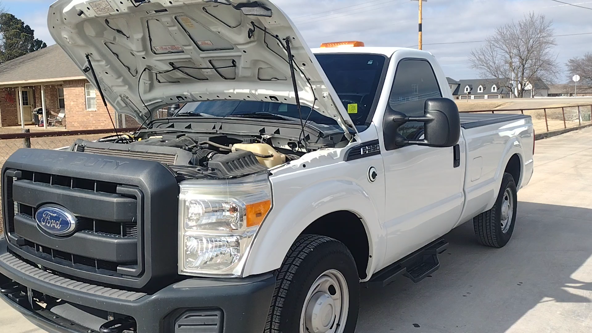 2013 White /Gray Ford F-250 SD 2WD (1FTBF2A60DE) with an 6.2L V8 OHV 16V engine, 6-Speed Automatic transmission, located at 17760 Hwy 62, Morris, OK, 74445, (918) 733-4887, 35.609104, -95.877060 - 2013 F250 2WD SUPER DUTY HAS THE 6.2L V8 ENGINE. THIS IS A DEDICATED CNG ONLY RUNS ON COMPRESSED NATURAL GAS. ***CLEAN TITLE*** THIS FEATURES LEATHER SEATS, MANUAL SEATS, MANUAL WINDOWS, MANUAL LOCKS, MANUAL MIRRORS, BACKUP CAMERA, AM FM RADIO, METAL CONSOLE, CRUISE CONTROL, TRACTION CONTROL, TRAILE- Photo#30