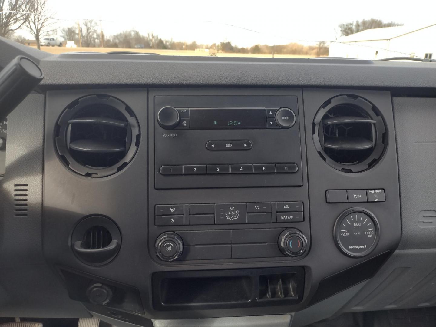 2014 White /Gray Ford F-250 SD (1FT7X2A65EE) with an 6.2L V8 OHV 16V engine, 6-Speed Automatic transmission, located at 17760 Hwy 62, Morris, OK, 74445, (918) 733-4887, 35.609104, -95.877060 - 2014 FORD F250 2WD SUPER DUTY ***CLEAN TITLE*** IS A BI-FUEL SYSTEM THAT RUNS ON CNG (COMPRESSED NATURAL GAS) OR GASOLINE. THIS TRUCK HAS A 6.2L V8 ENGINE, FEATURES LEATHER MANUAL SEAT, MANUAL WINDOWS, MANUAL LOCKS, MANUAL MIRRORS, AM FM RADIO, CRUISE CONTROL, TRACTION CONTROL, TRAILER HITCH, AND S - Photo#13