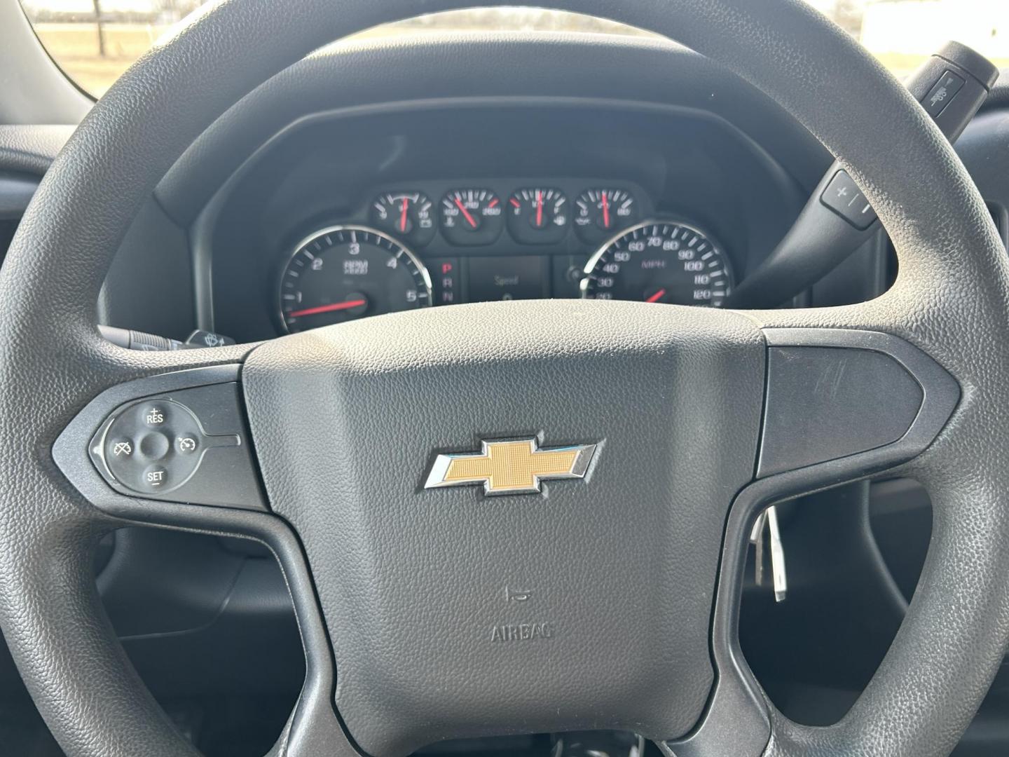 2015 White /Gray Chevrolet Silverado 1500 (1GCRCPECXFZ) with an 5.3L V8 OHV 16V engine, 6-Speed Automatic transmission, located at 17760 Hwy 62, Morris, OK, 74445, (918) 733-4887, 35.609104, -95.877060 - 2015 CHEVY SILVERADO 1500 2WD BI-FUEL SYSTEM RUNS ON CNG OR GASOLINE WITH THE 5.3L V8 ENGINE. IT FEATURES MANUAL SEATS, CLOTH INTERIOR, POWER LOCKS, POWER WINDOWS, AM/FM RADIO, BACKUP CAMERA, CRUSIE CONTROL, TRACTION CONTROL, SAFETY LIGHT, AND WEATHER GUARD TOOL BOXES. ONLY 157,343 MILES WITH FIREST - Photo#11