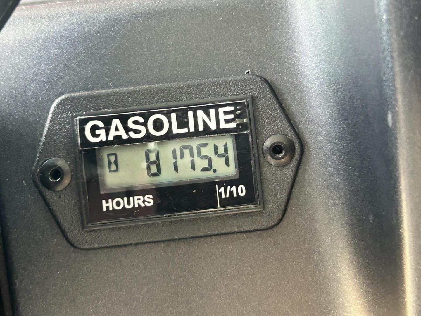 2015 White /Gray Chevrolet Silverado 1500 (1GCRCPECXFZ) with an 5.3L V8 OHV 16V engine, 6-Speed Automatic transmission, located at 17760 Hwy 62, Morris, OK, 74445, (918) 733-4887, 35.609104, -95.877060 - 2015 CHEVY SILVERADO 1500 2WD BI-FUEL SYSTEM RUNS ON CNG OR GASOLINE WITH THE 5.3L V8 ENGINE. IT FEATURES MANUAL SEATS, CLOTH INTERIOR, POWER LOCKS, POWER WINDOWS, AM/FM RADIO, BACKUP CAMERA, CRUSIE CONTROL, TRACTION CONTROL, SAFETY LIGHT, AND WEATHER GUARD TOOL BOXES. ONLY 157,343 MILES WITH FIREST - Photo#16