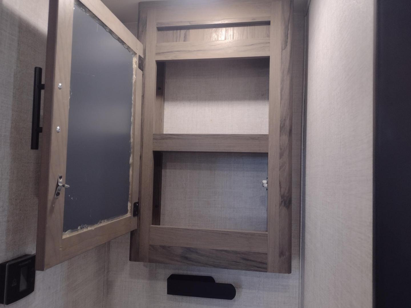 2021 Silver /Gray Gulf Stream Coach, Inc CONQUEST 275FBG 275FBG (1NL1G3020M1) , located at 17760 Hwy 62, Morris, OK, 74445, 35.609104, -95.877060 - CAMPING SEASON IS JUST AROUND THE CORNER COME CHECK OUT THIS 2021 GULF STREAM CONQUEST 275FBG 30FT OVERALL!!! ***APPEARS TO BE IN UNUSED CONDITION*** ***CLEAN TITLE*** IN THE FRONT IS A QUEEN SIZE BED WITH STORAGE UNDER BED, OVERHEAD CABINETS, AND 2 WARDROBE CLOSETS. IN THE LIVING AND KITCHEN AREA - Photo#32